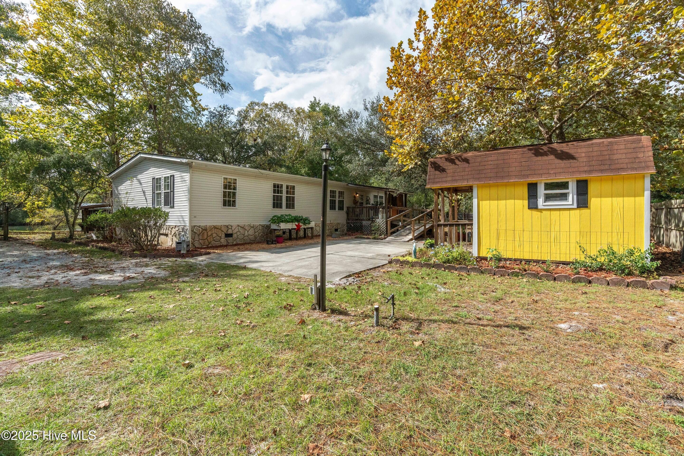 100535667 | Photo 67