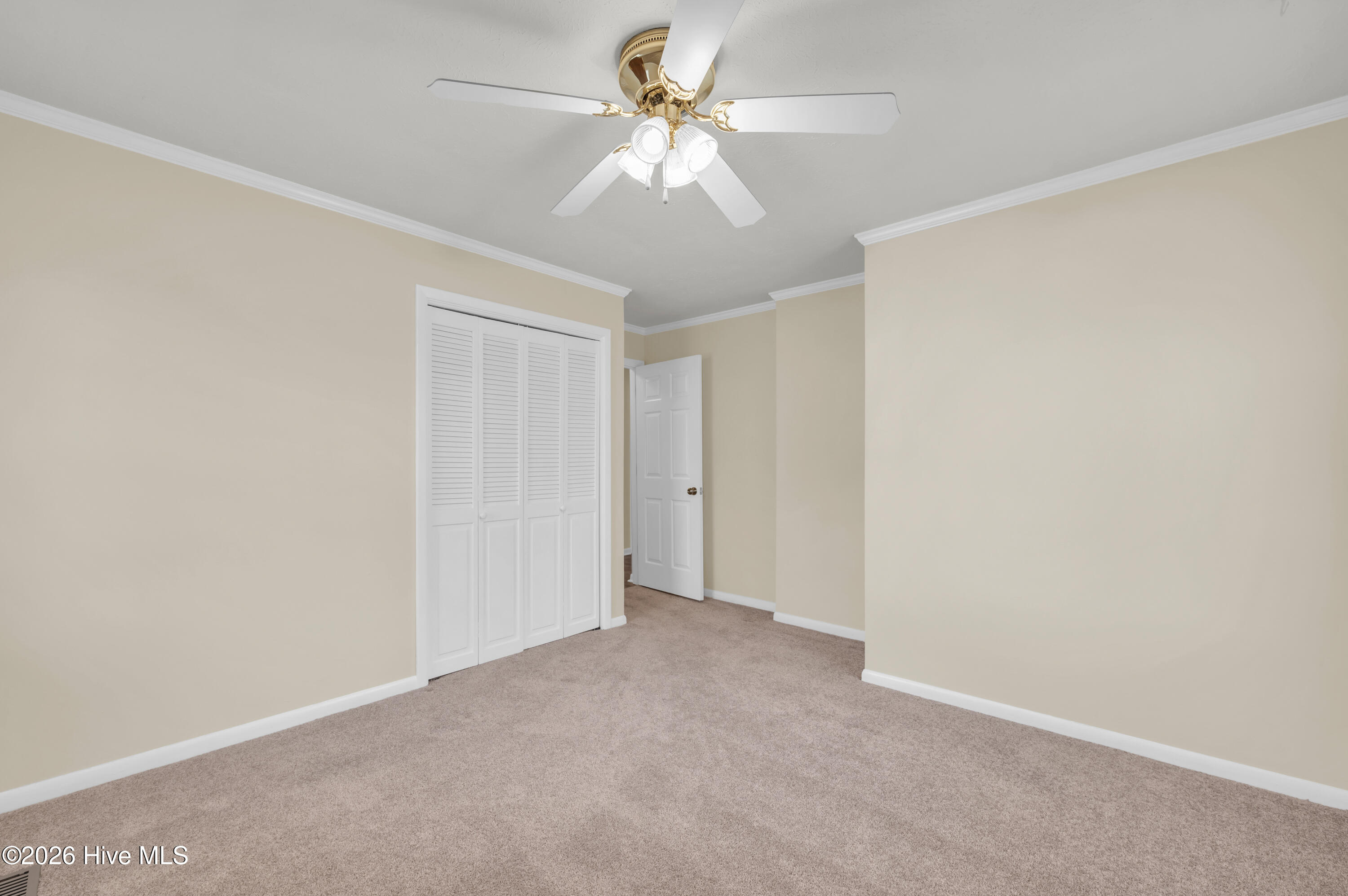 100547625 | Photo 22