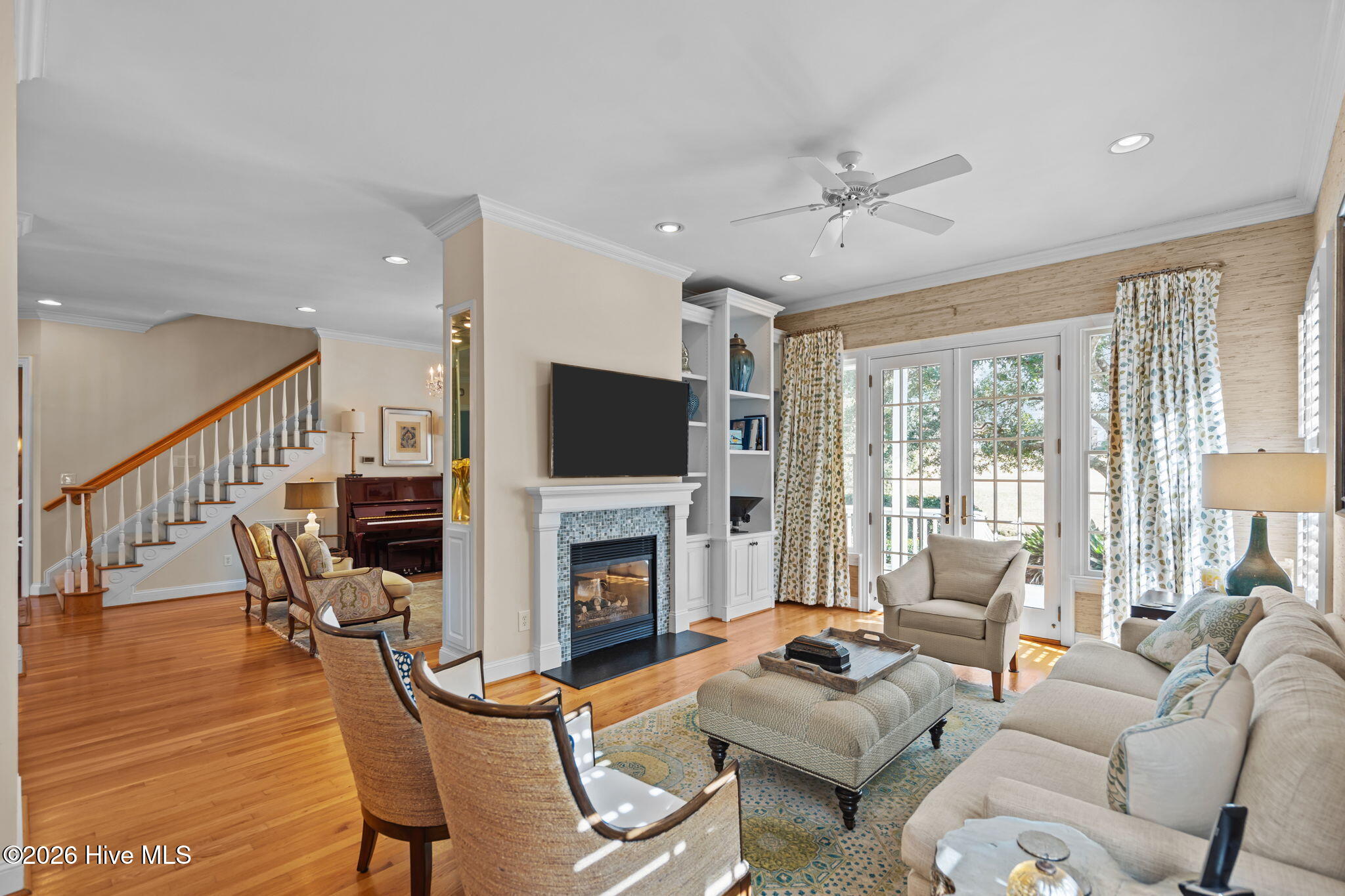 100554468 | Photo 10