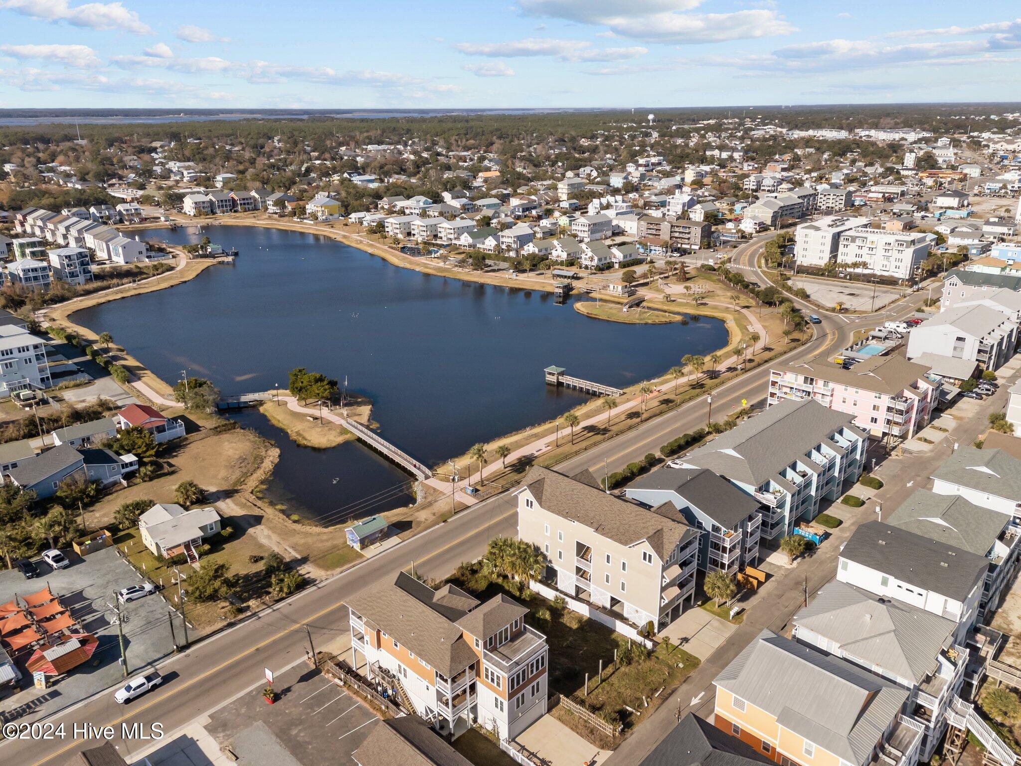 100562990 | Photo 37