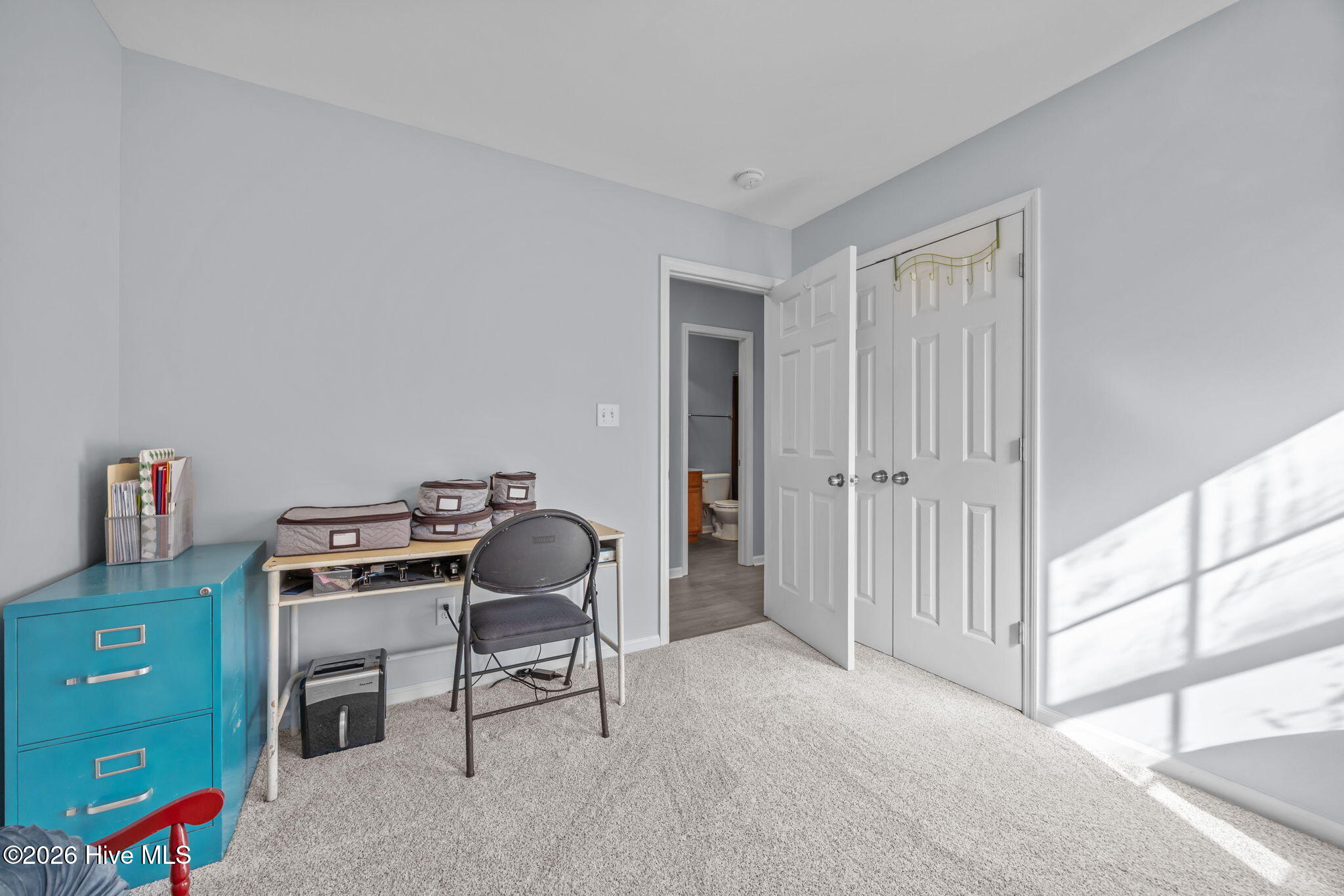 100550942 | Photo 18