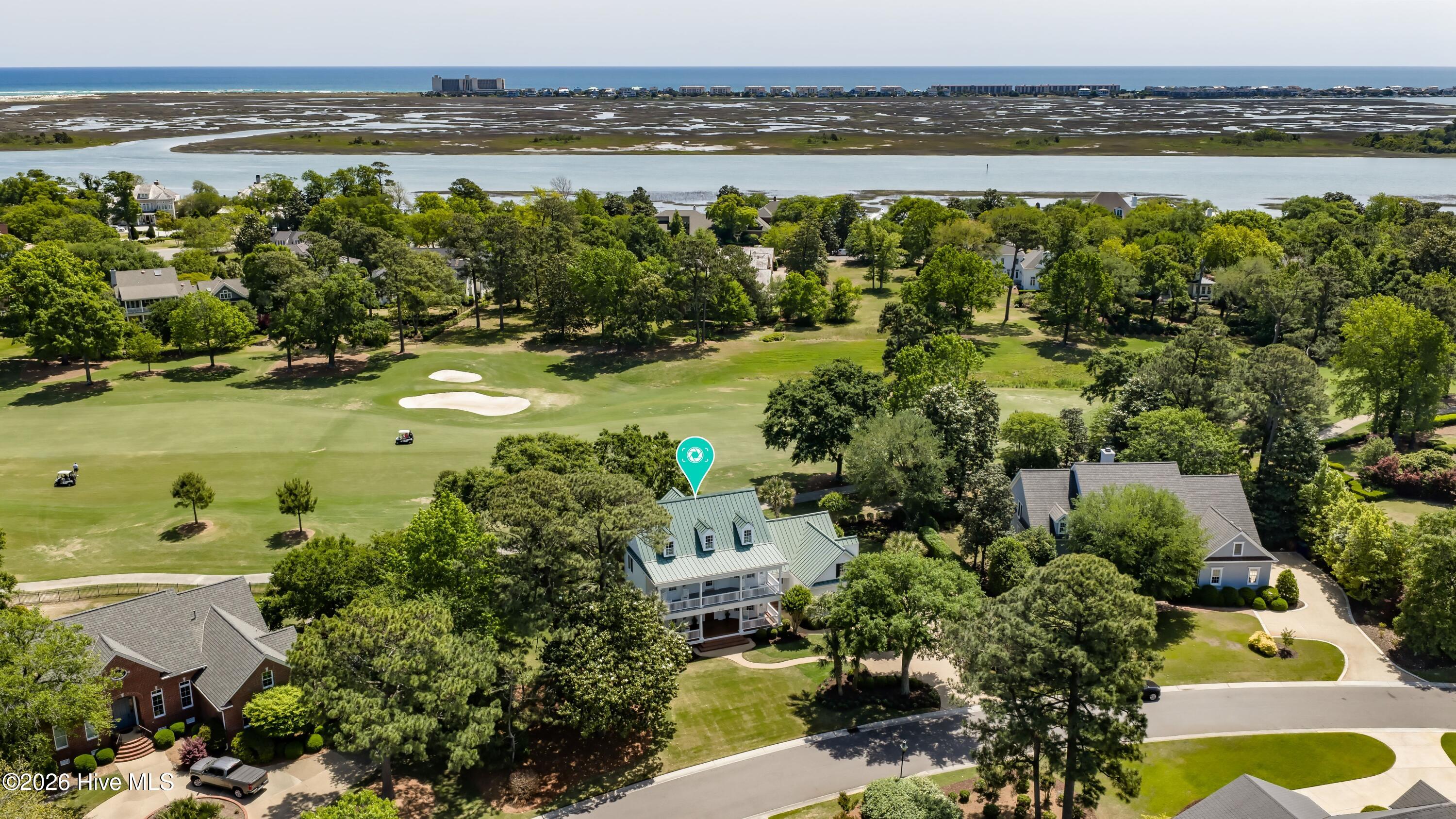 100569370 | Photo 63