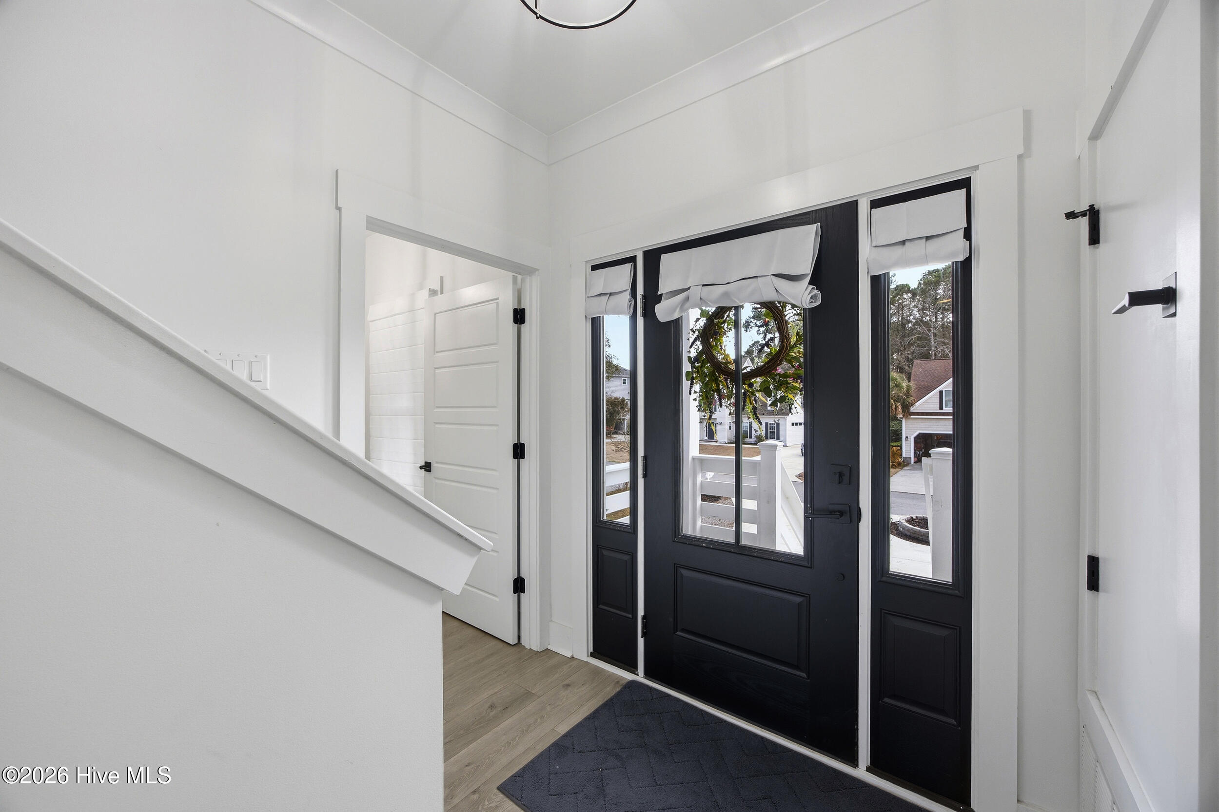 100558595 | Photo 50