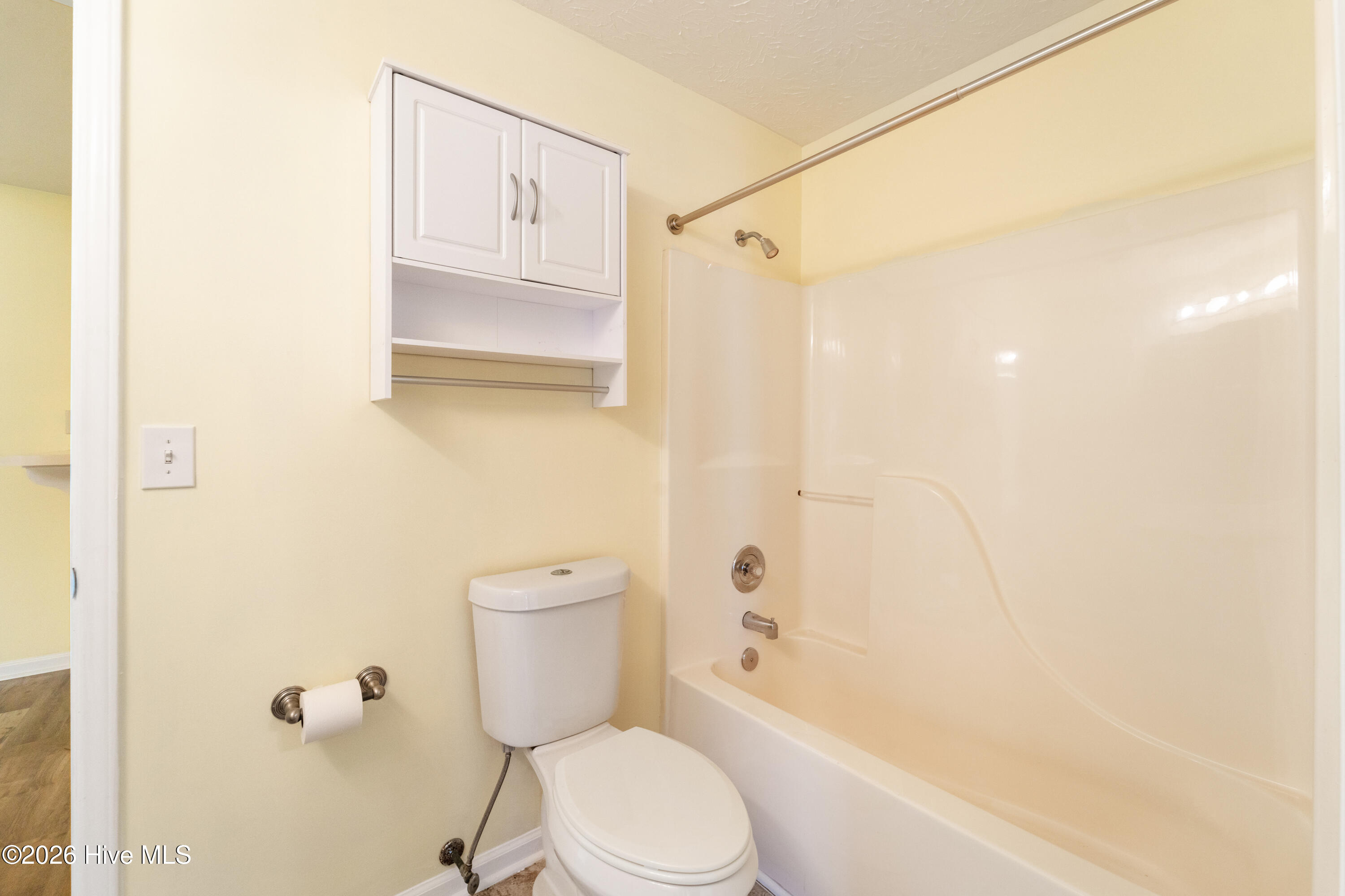 100555847 | Photo 13