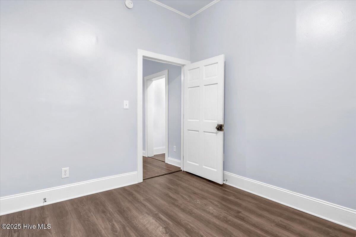 100525423 | Photo 28