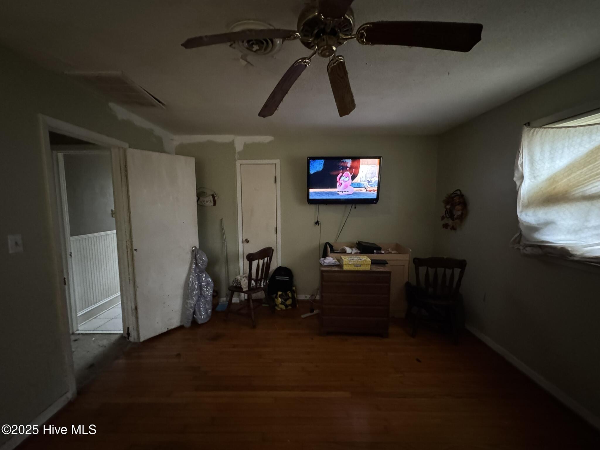 100544734 | Photo 21