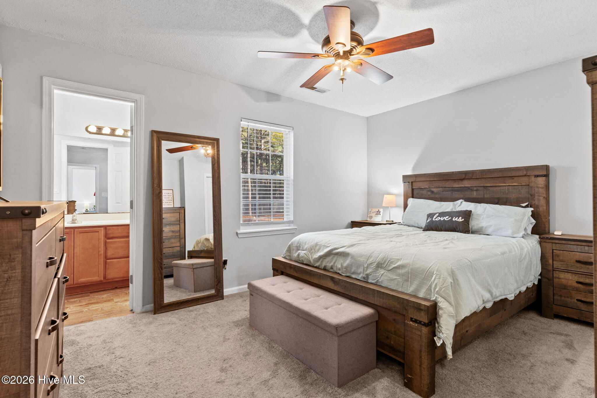 100553429 | Photo 15