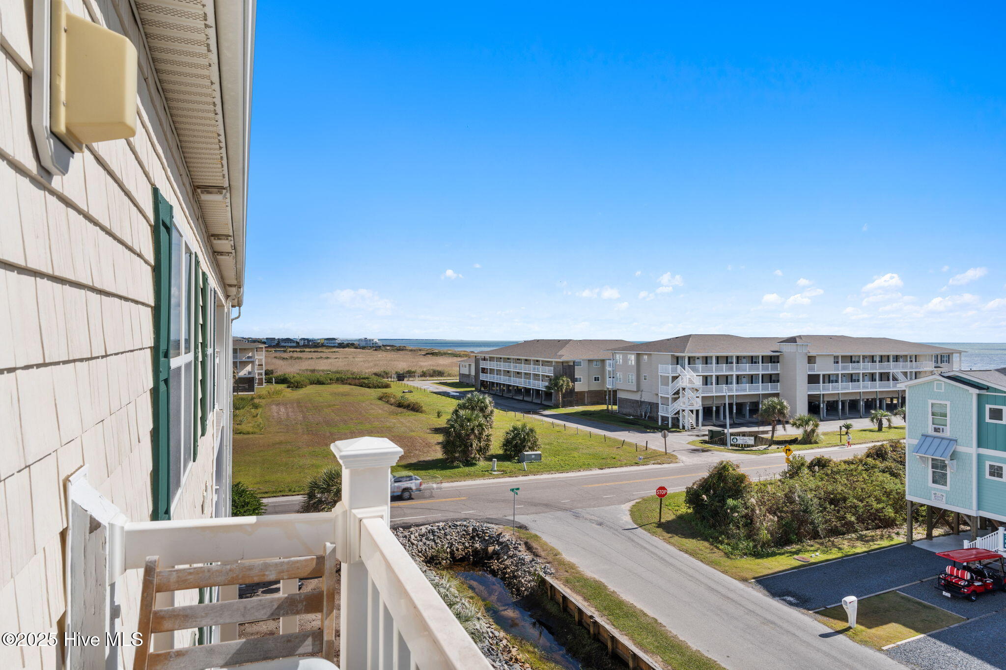 100539648 | Photo 31