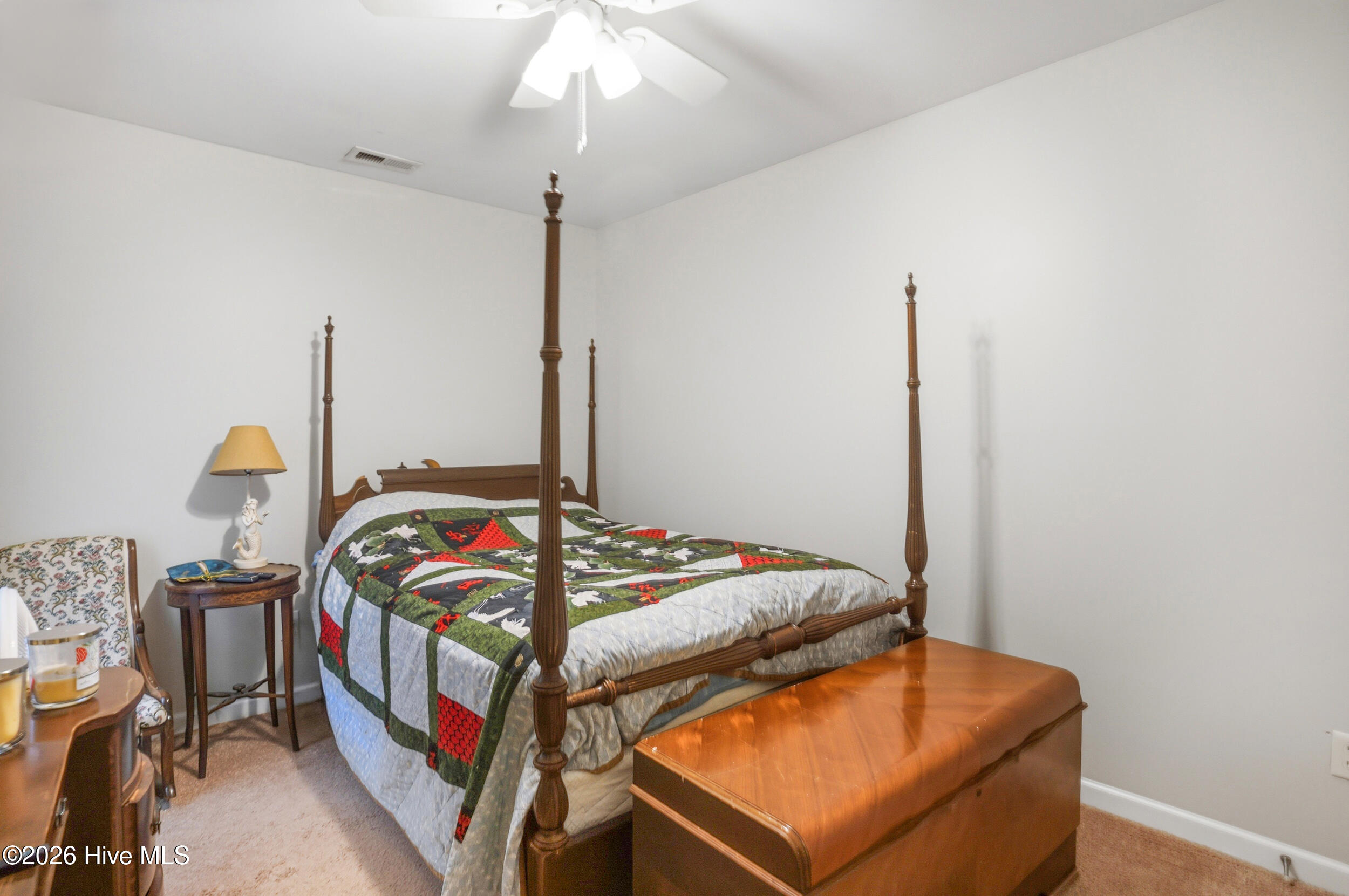 100565868 | Photo 21