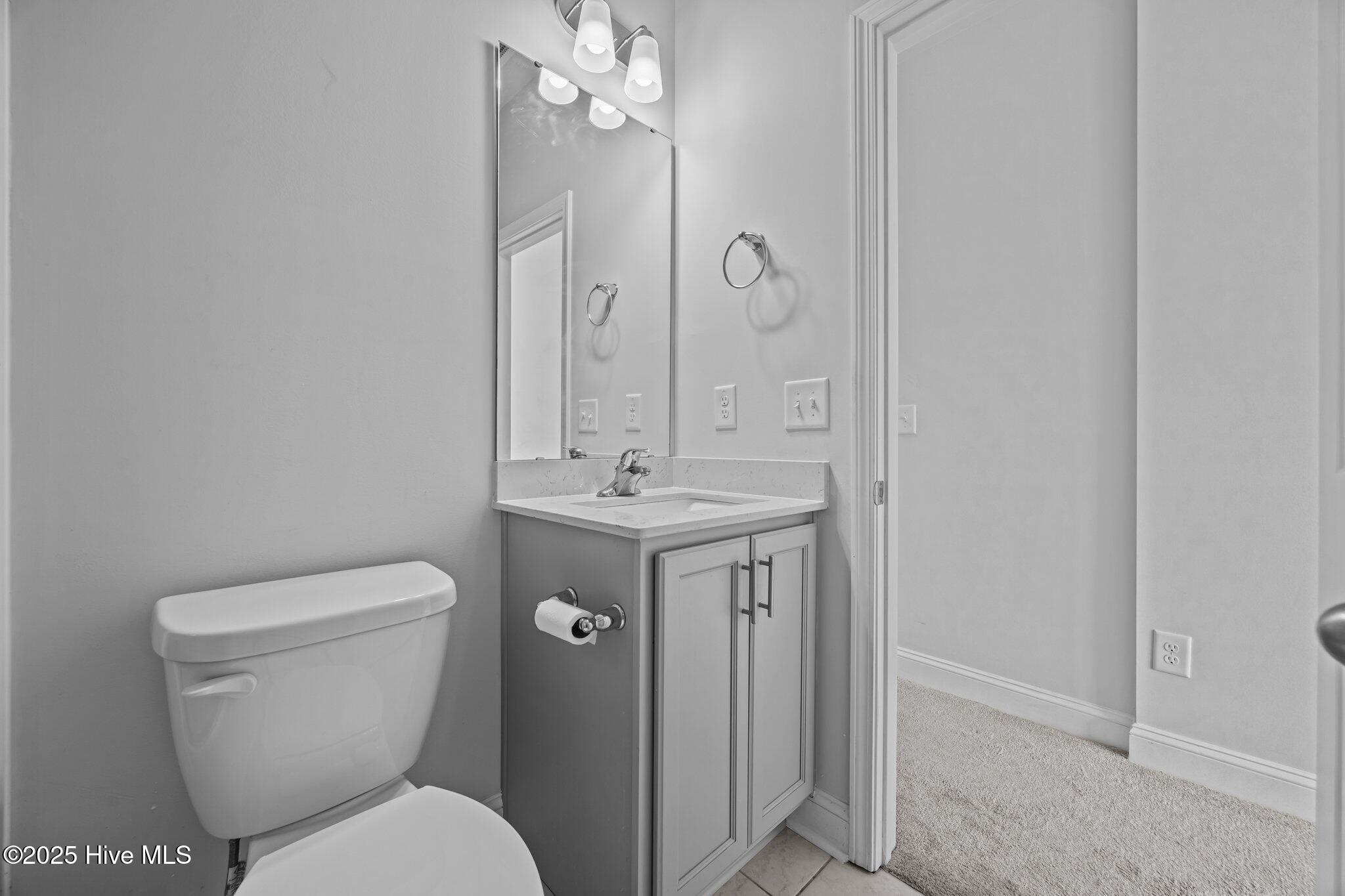 100503242 | Photo 24