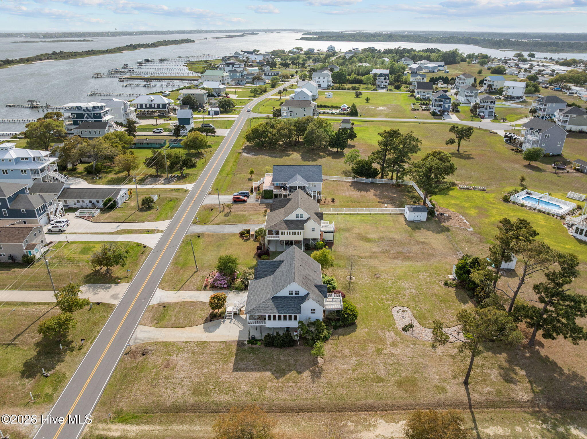 160 Live Oak Road,Newport