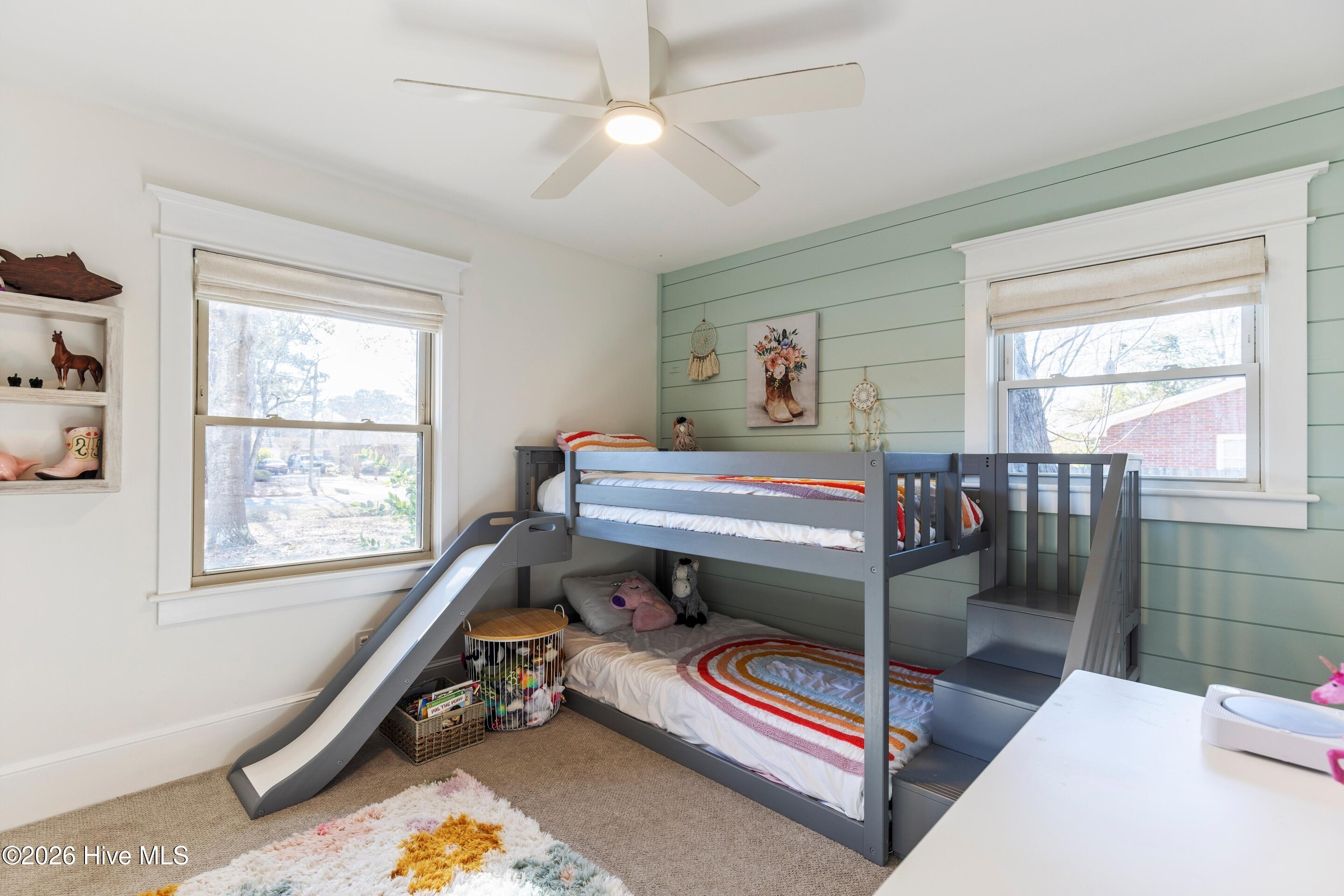 100547942 | Photo 30