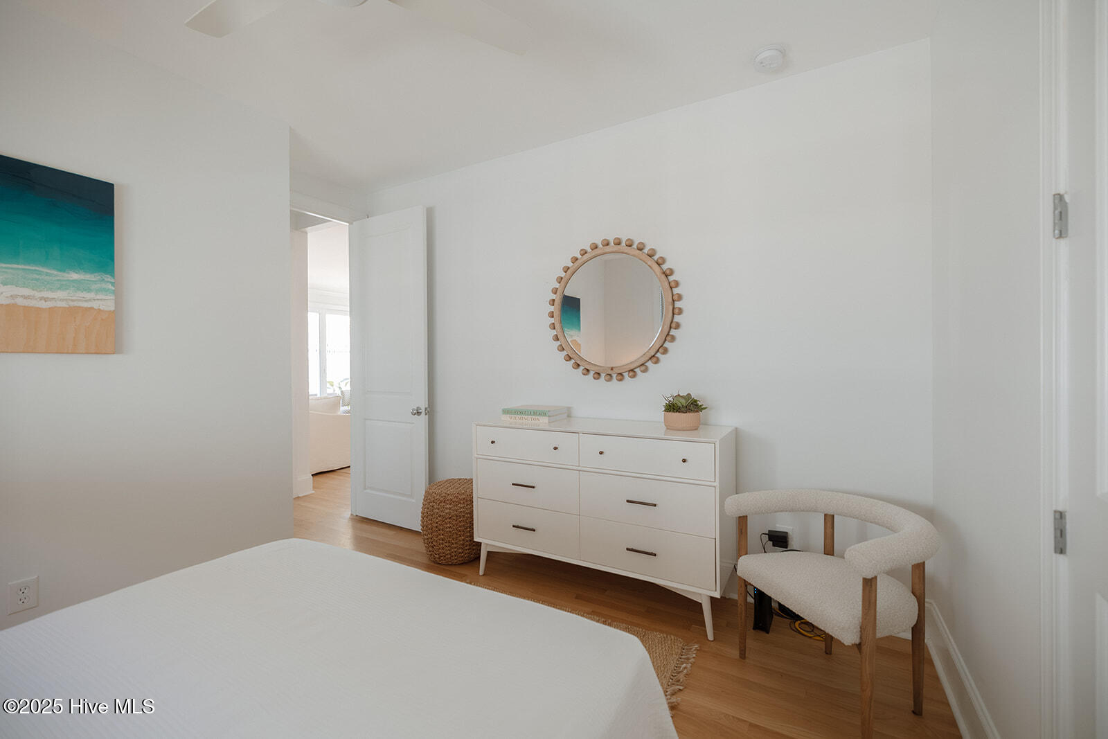 100536787 | Photo 31