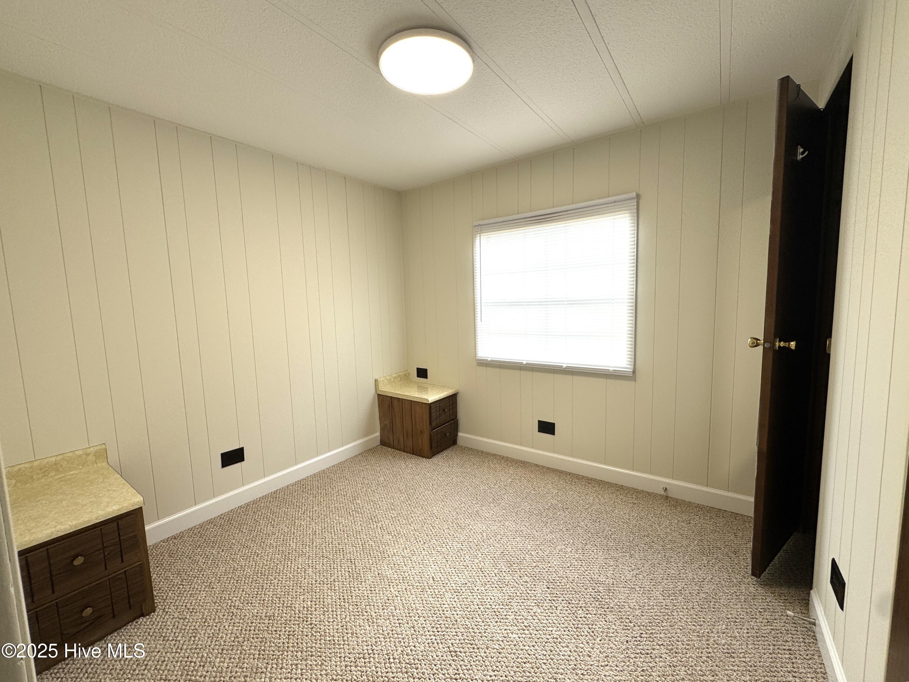 100543974 | Photo 10