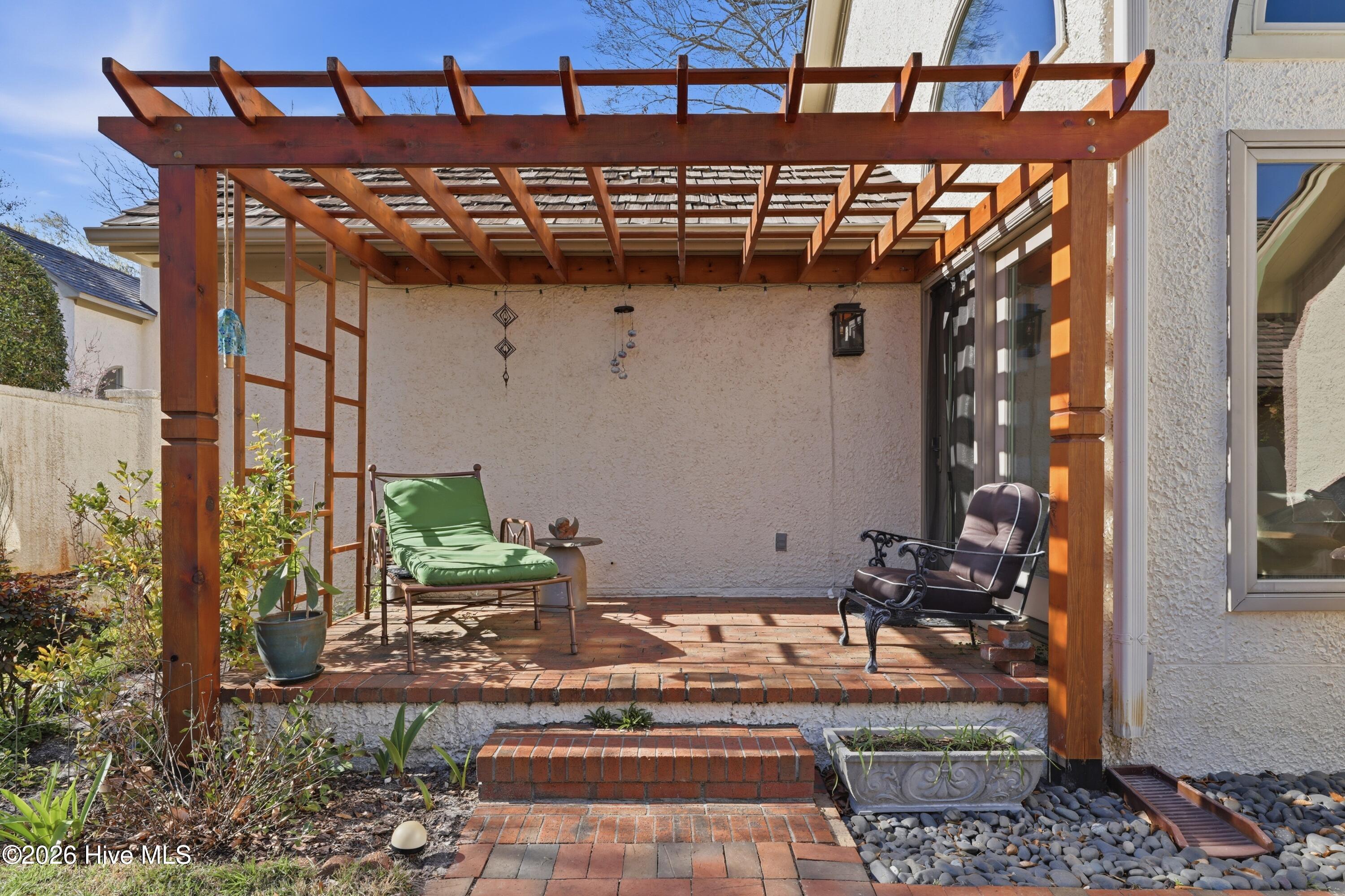 100561929 | Photo 24