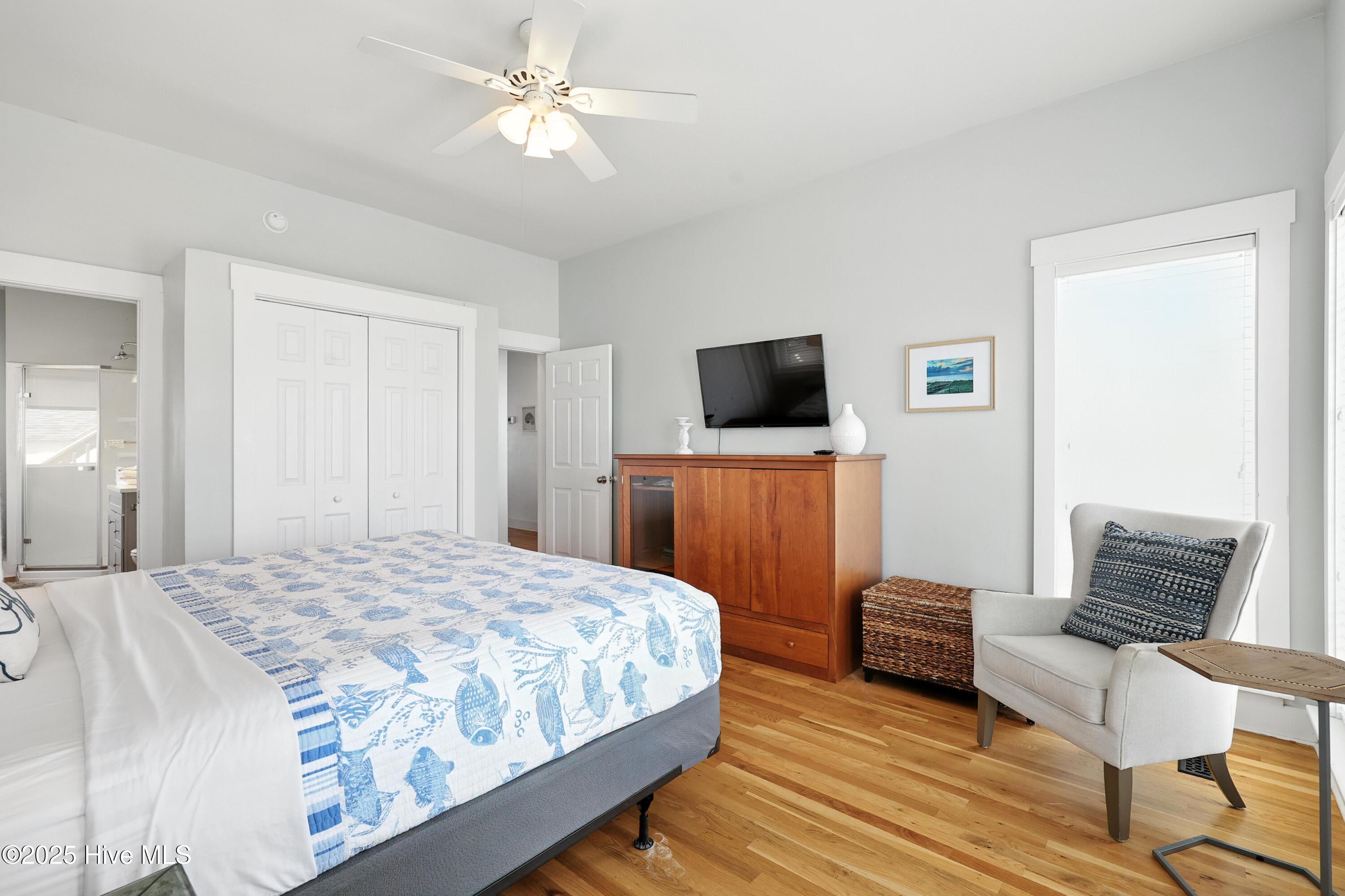 100525482 | Photo 29