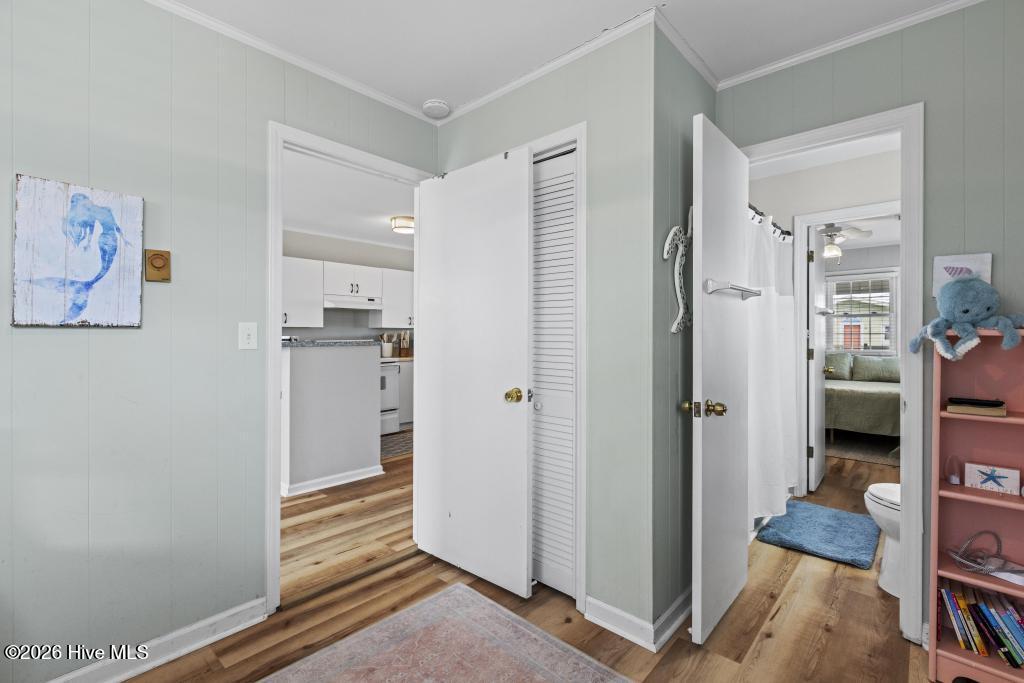 100557577 | Photo 16