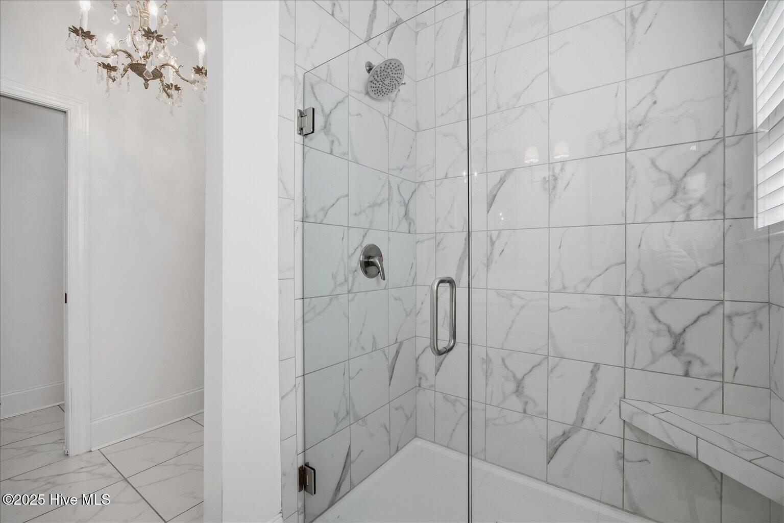 100547159 | Photo 25