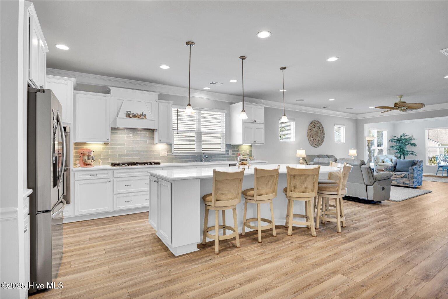 100513881 | Photo 24