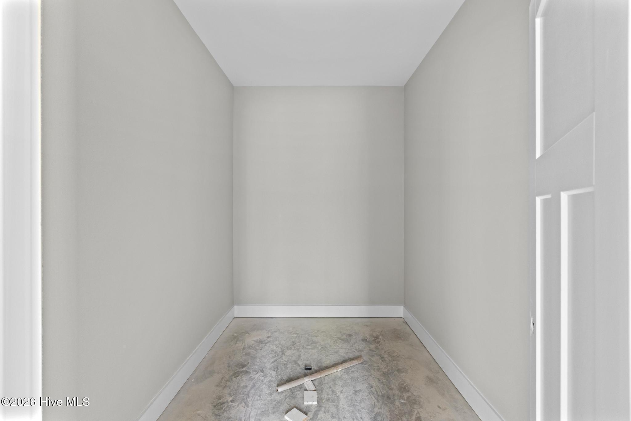 100566204 | Photo 16