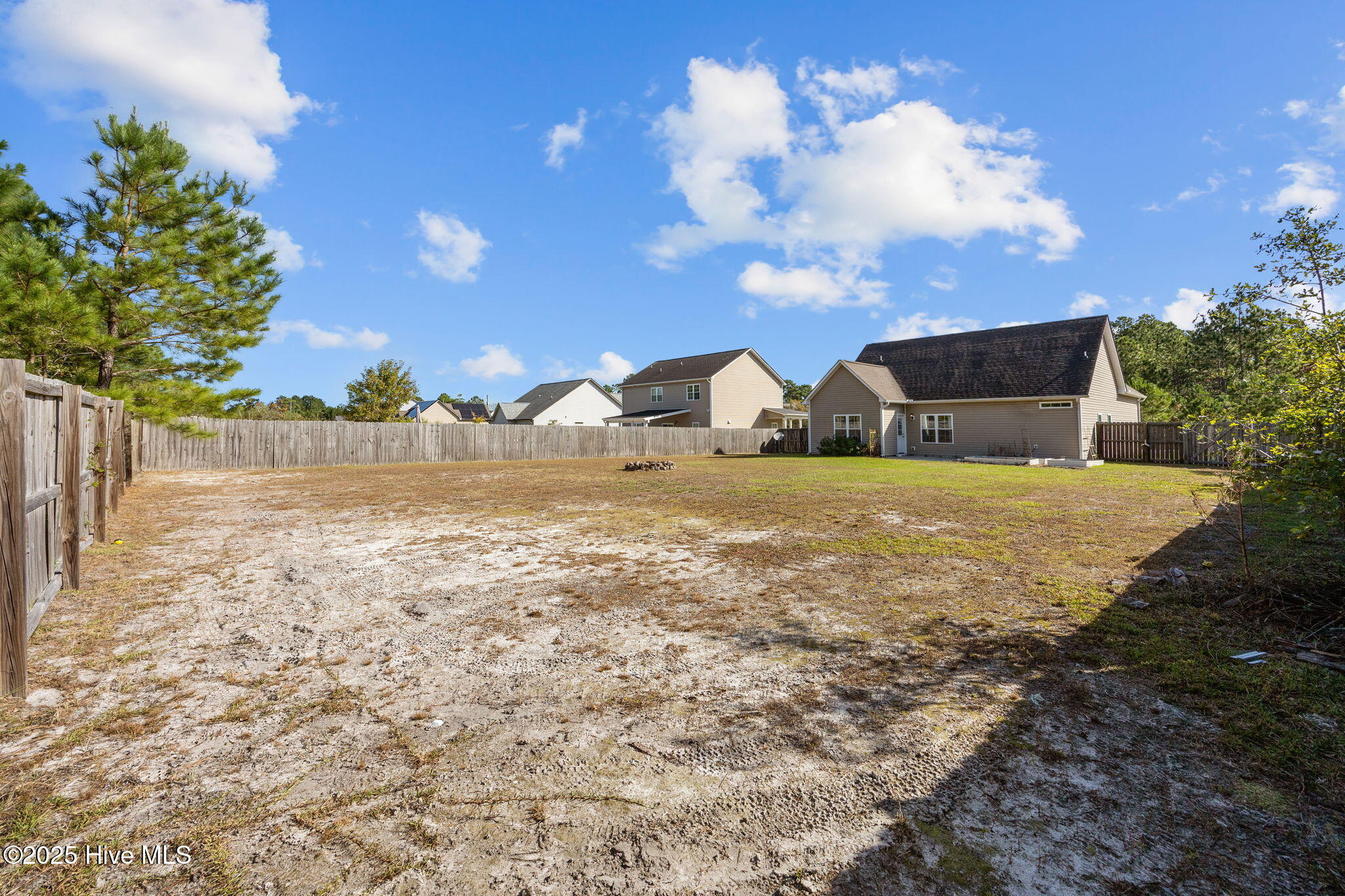 100535331 | Photo 43