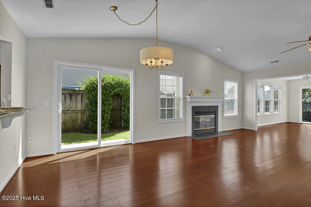 404 Venus Court, Wilmington, NC 28405 – photo 9: 006_p2466352_838