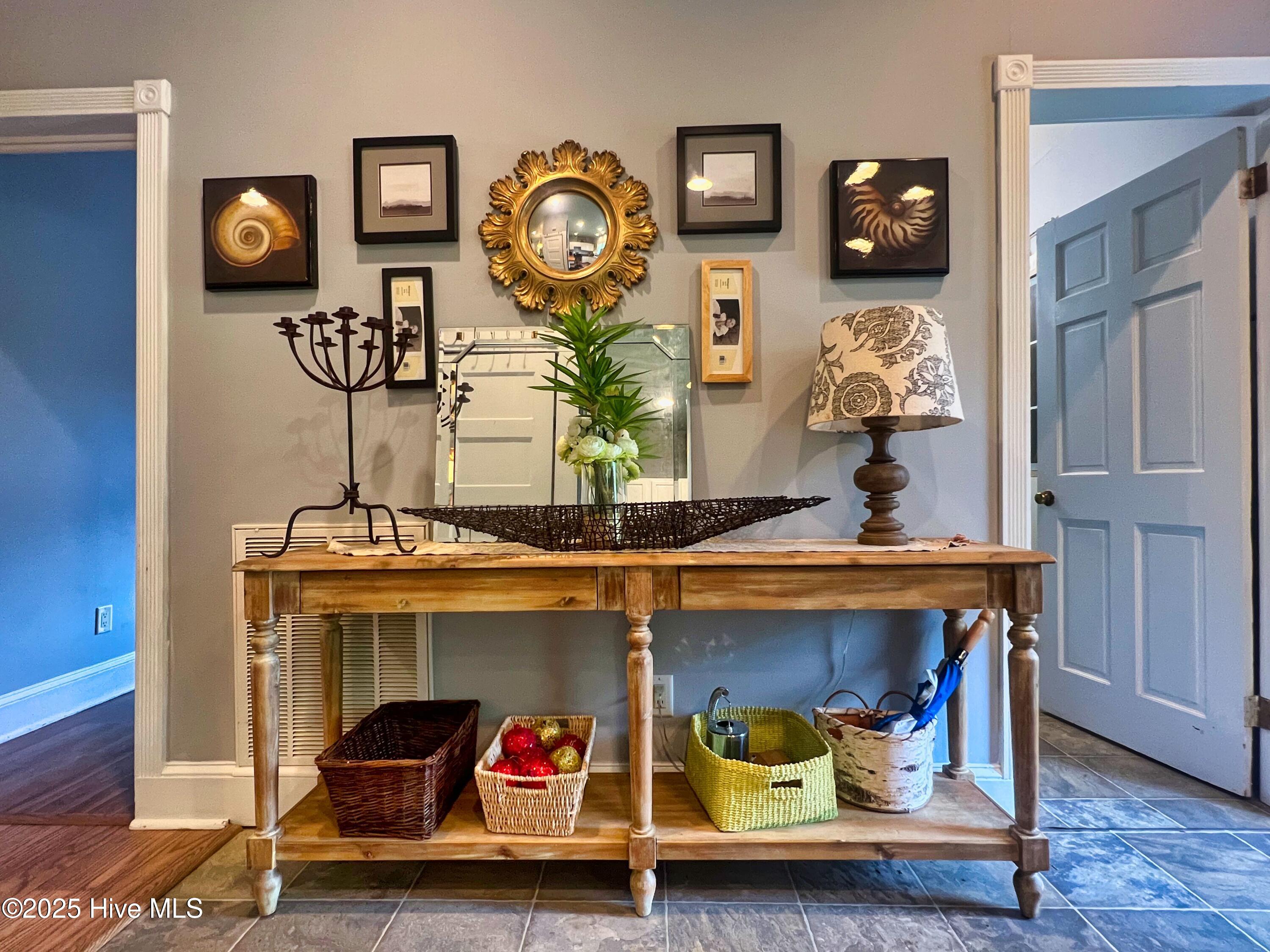 100509231 | Photo 26