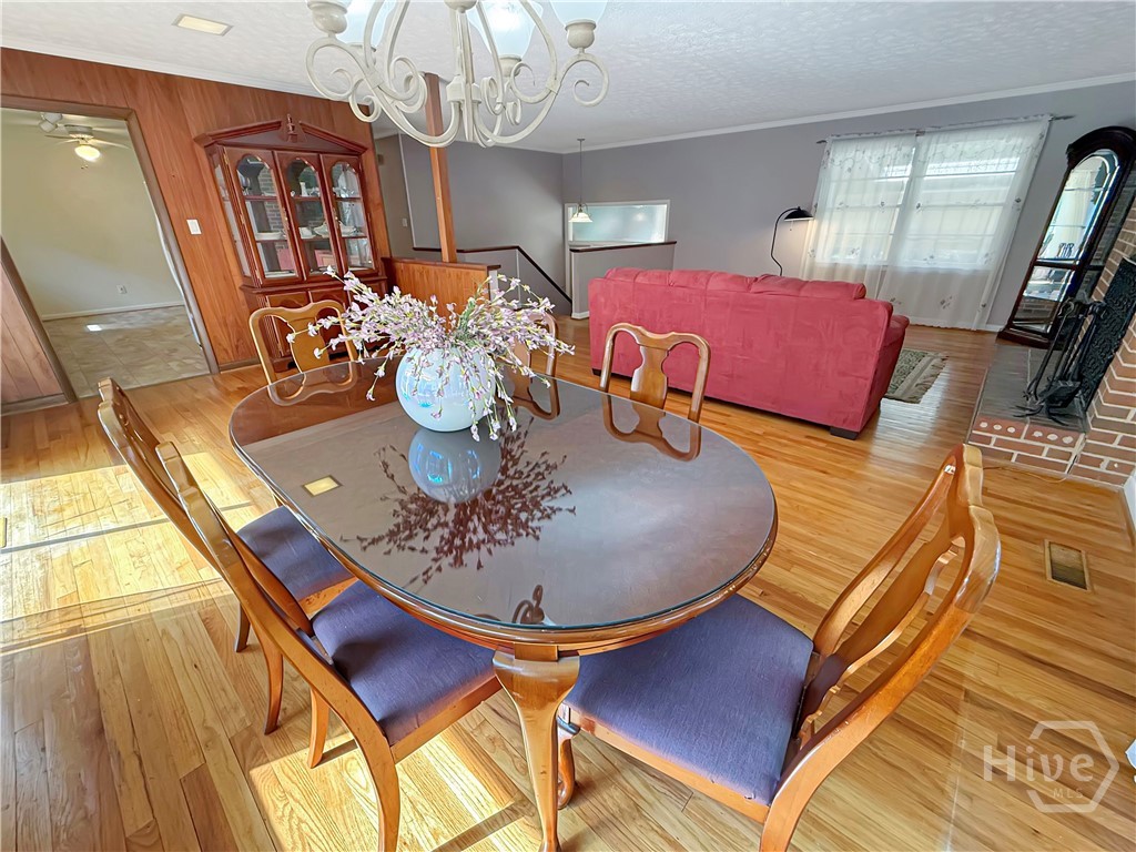 Upper Level Dining Area