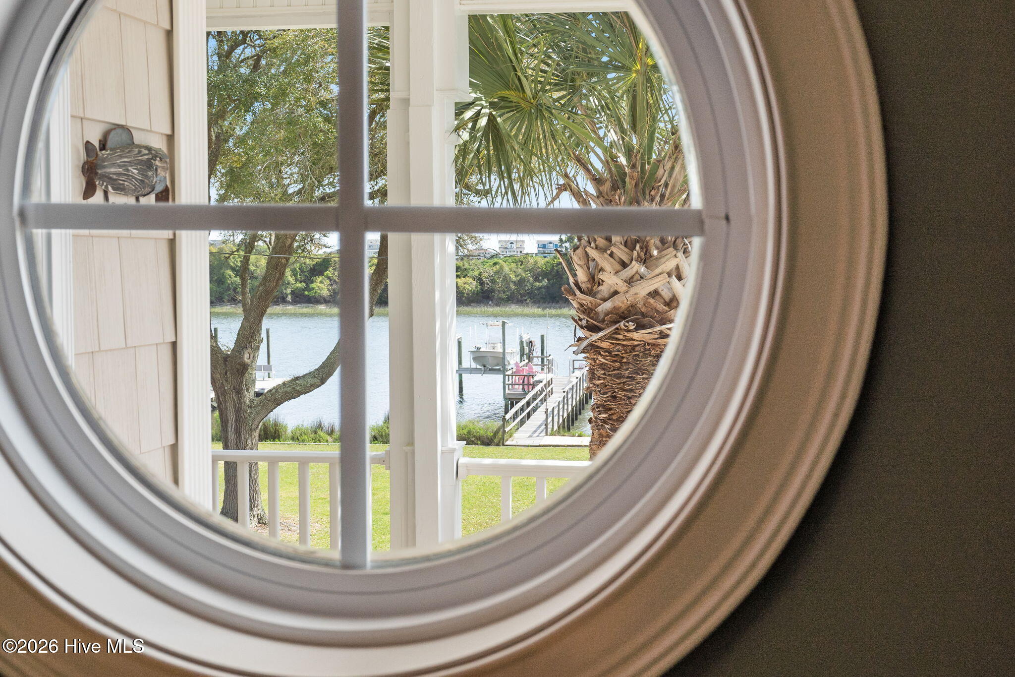 100566344 | Photo 65