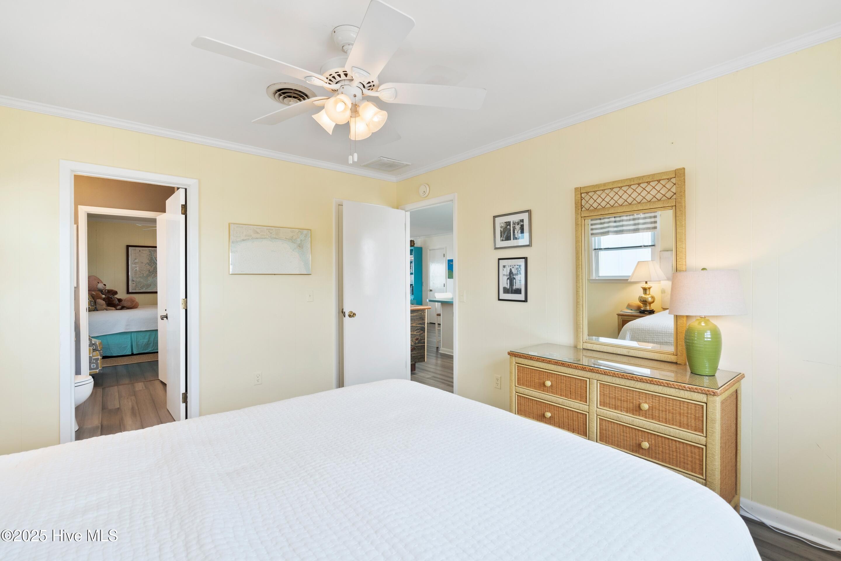 100526727 | Photo 16