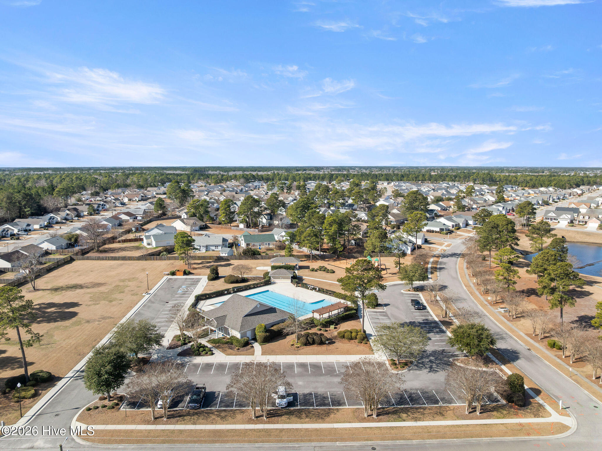 100563153 | Photo 36