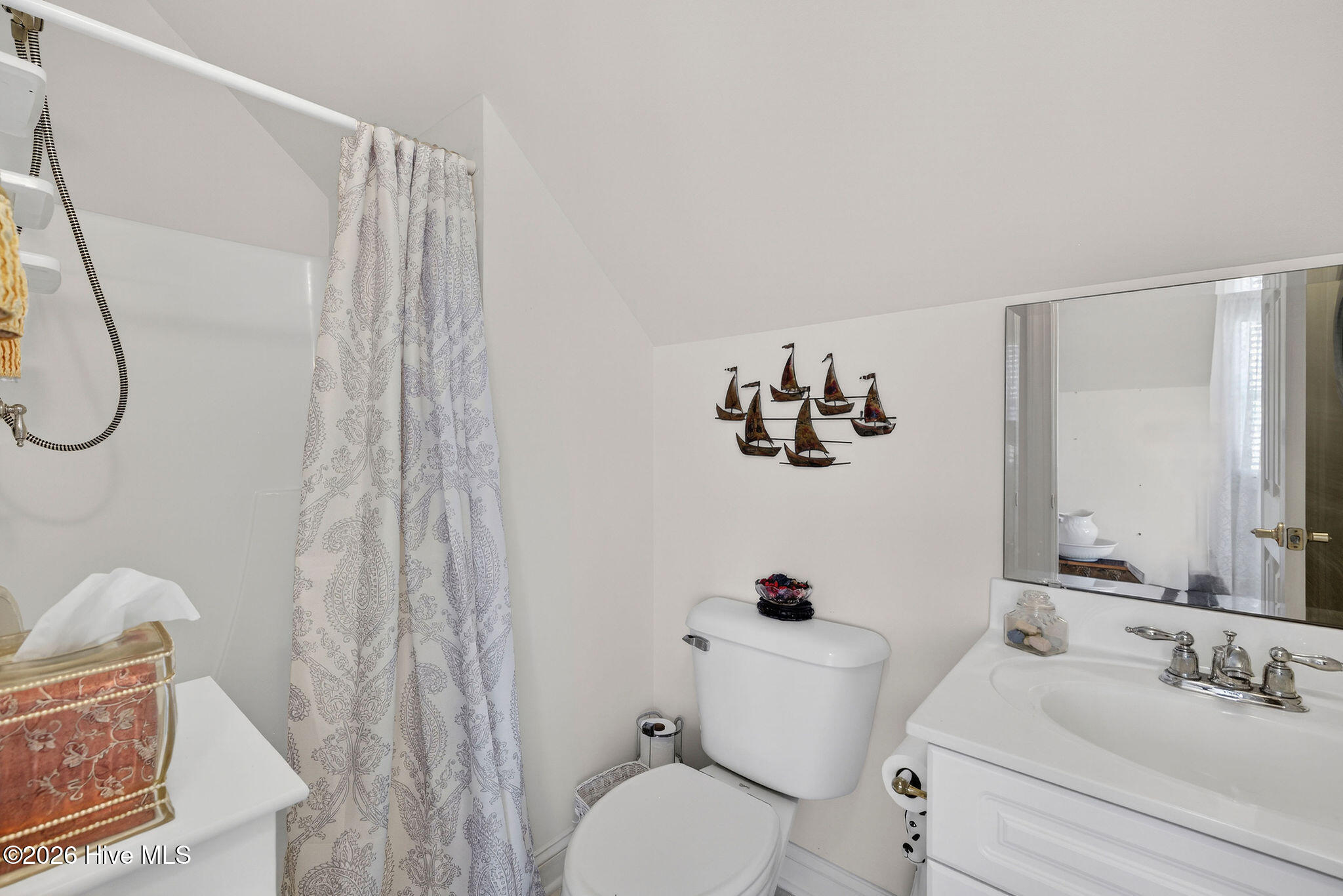 100565729 | Photo 36