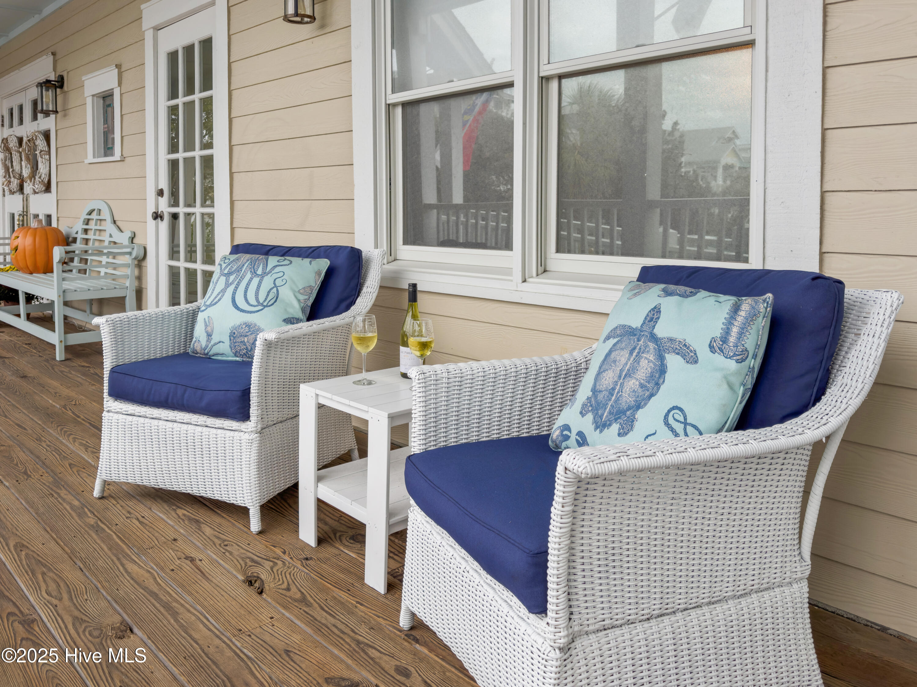 100553453 | Photo 10