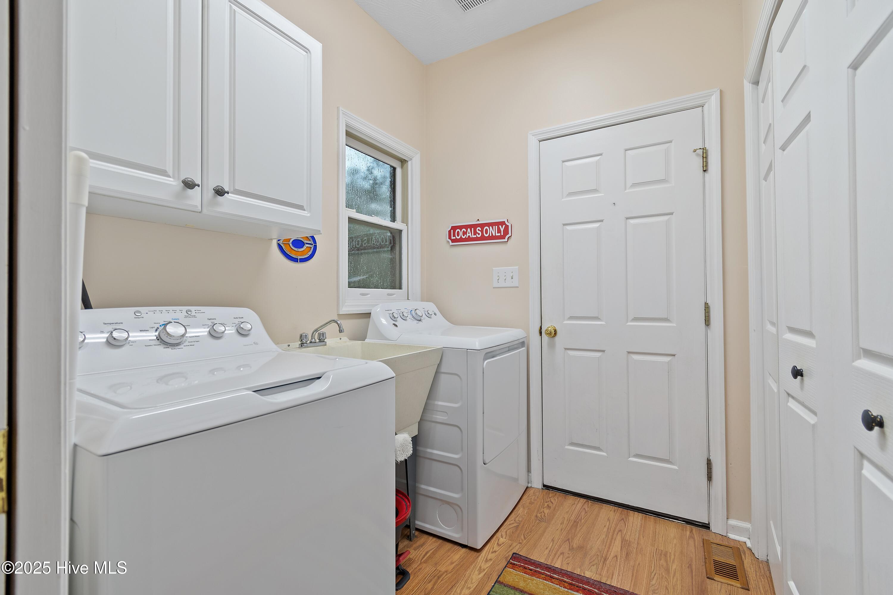 100522633 | Photo 36