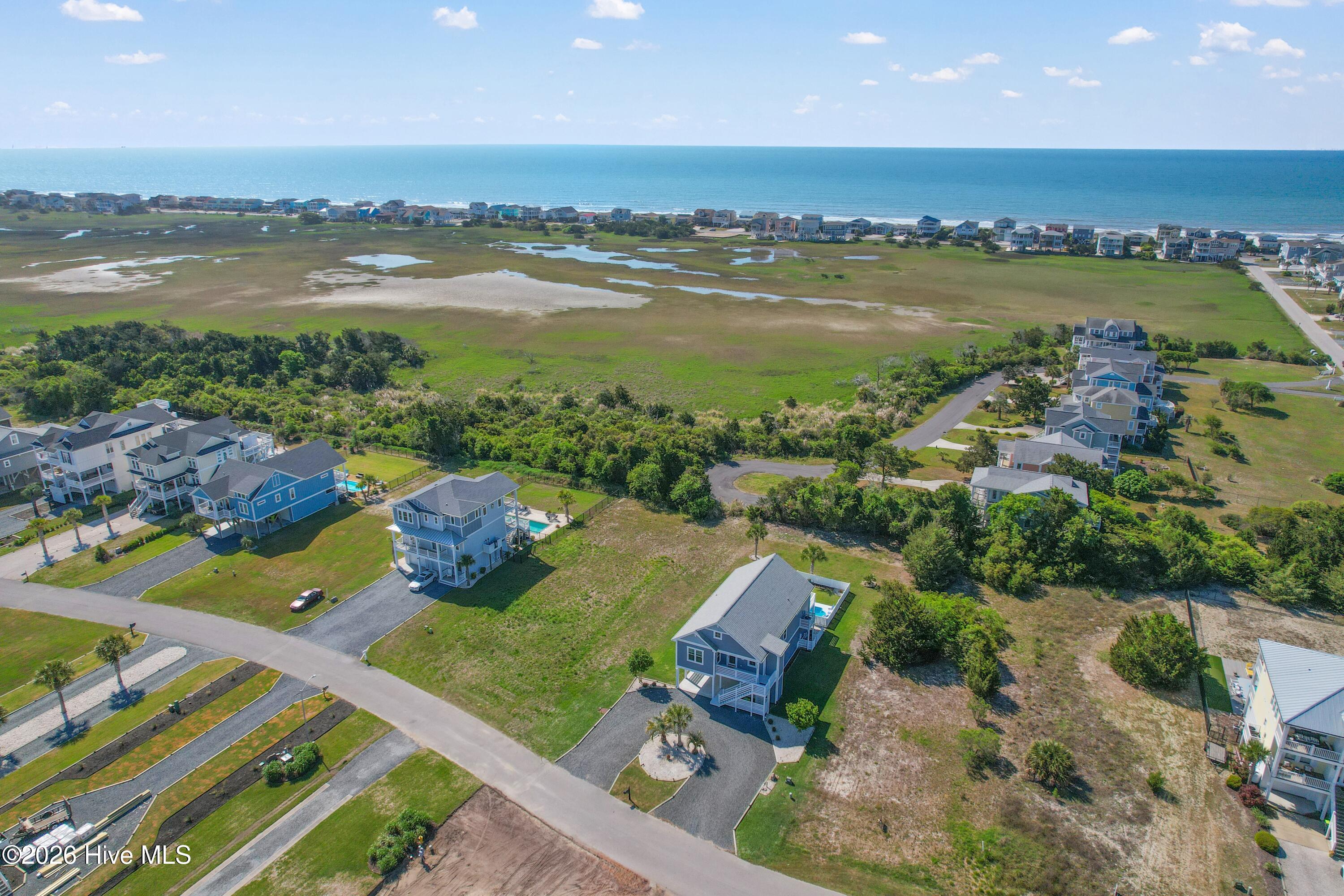 100567916 | Photo 53