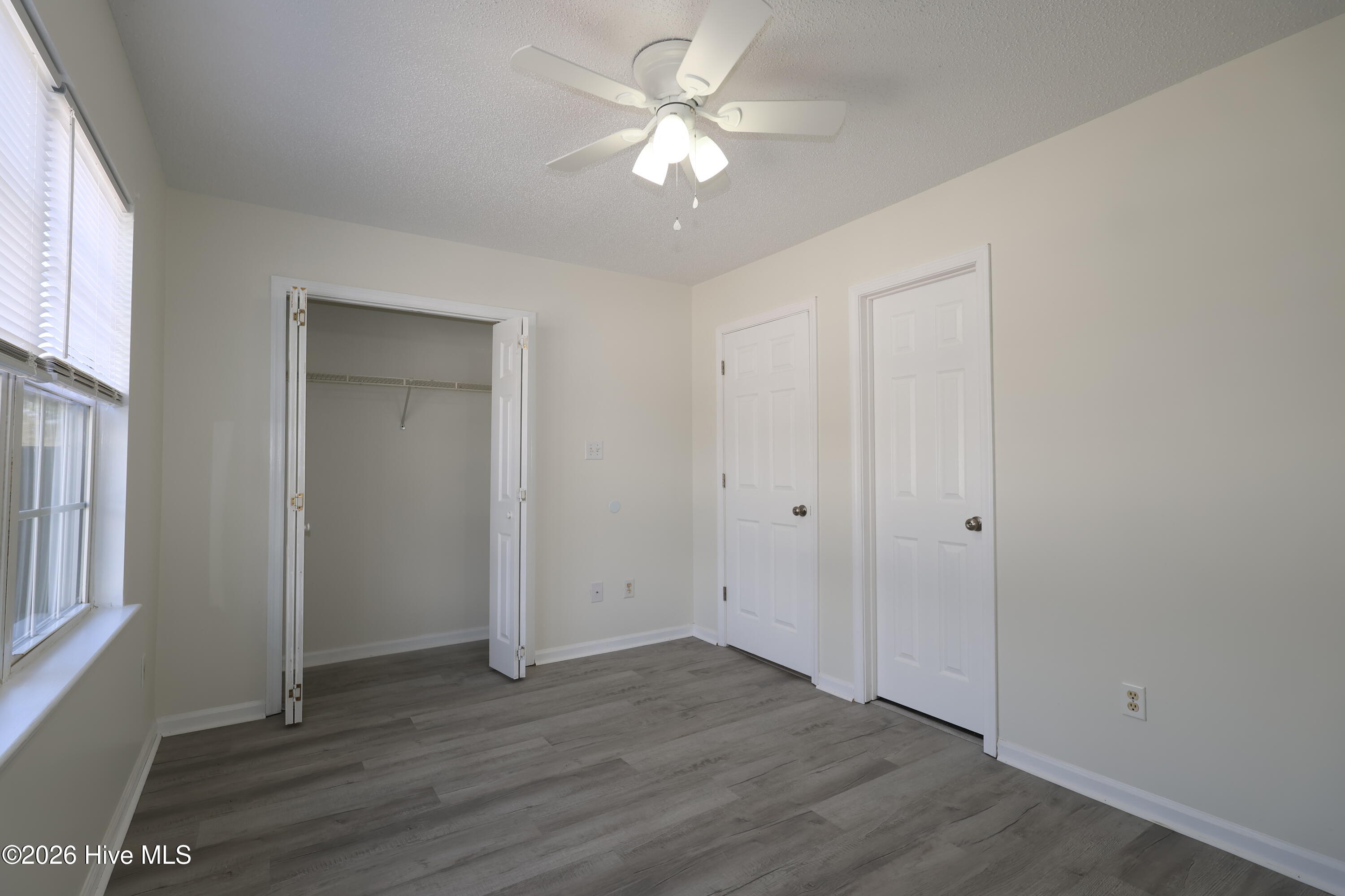 100559082 | Photo 10