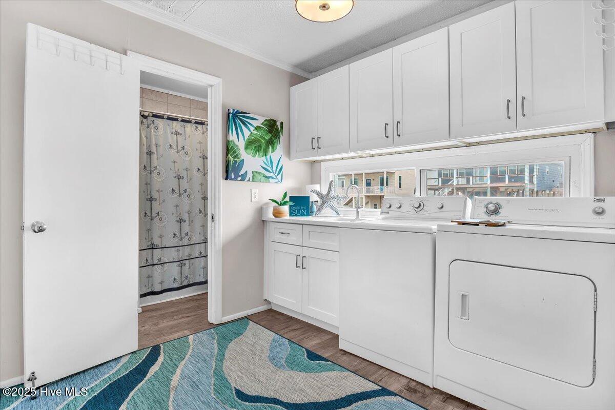 100550823 | Photo 25