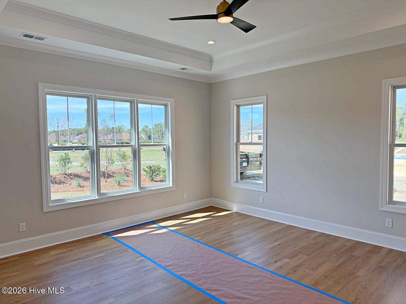 100537475 | Photo 21