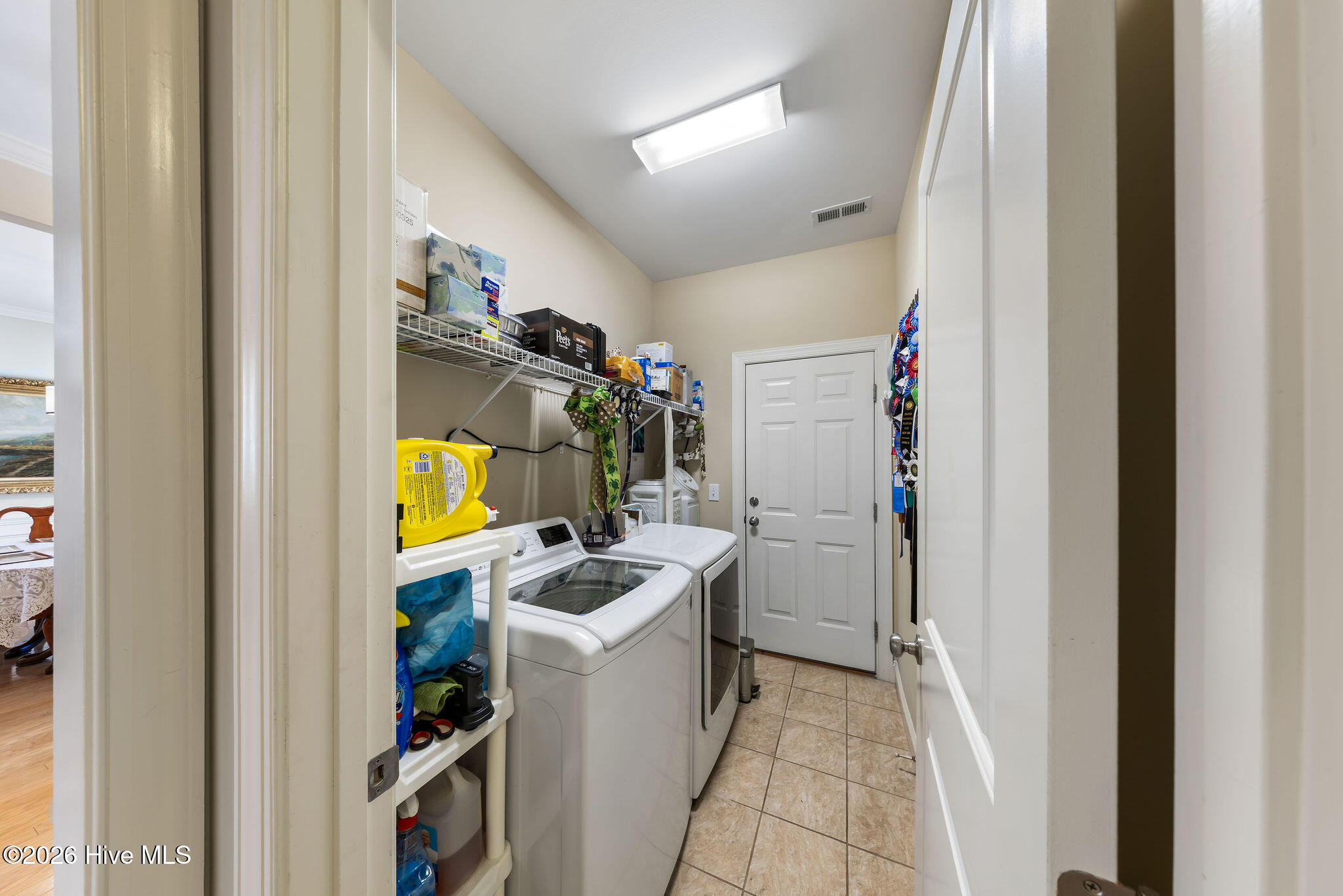 100554560 | Photo 32