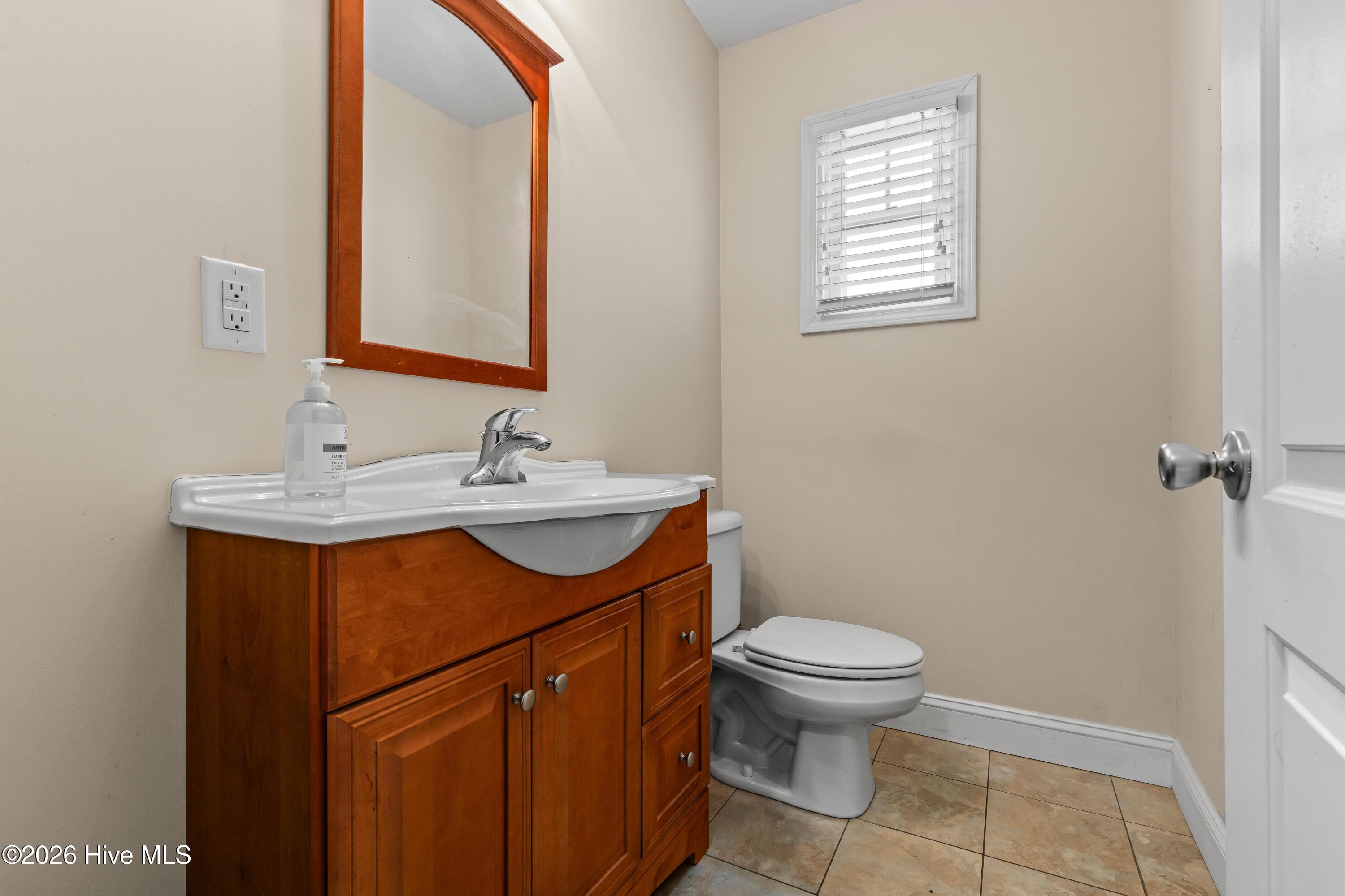 100559175 | Photo 19