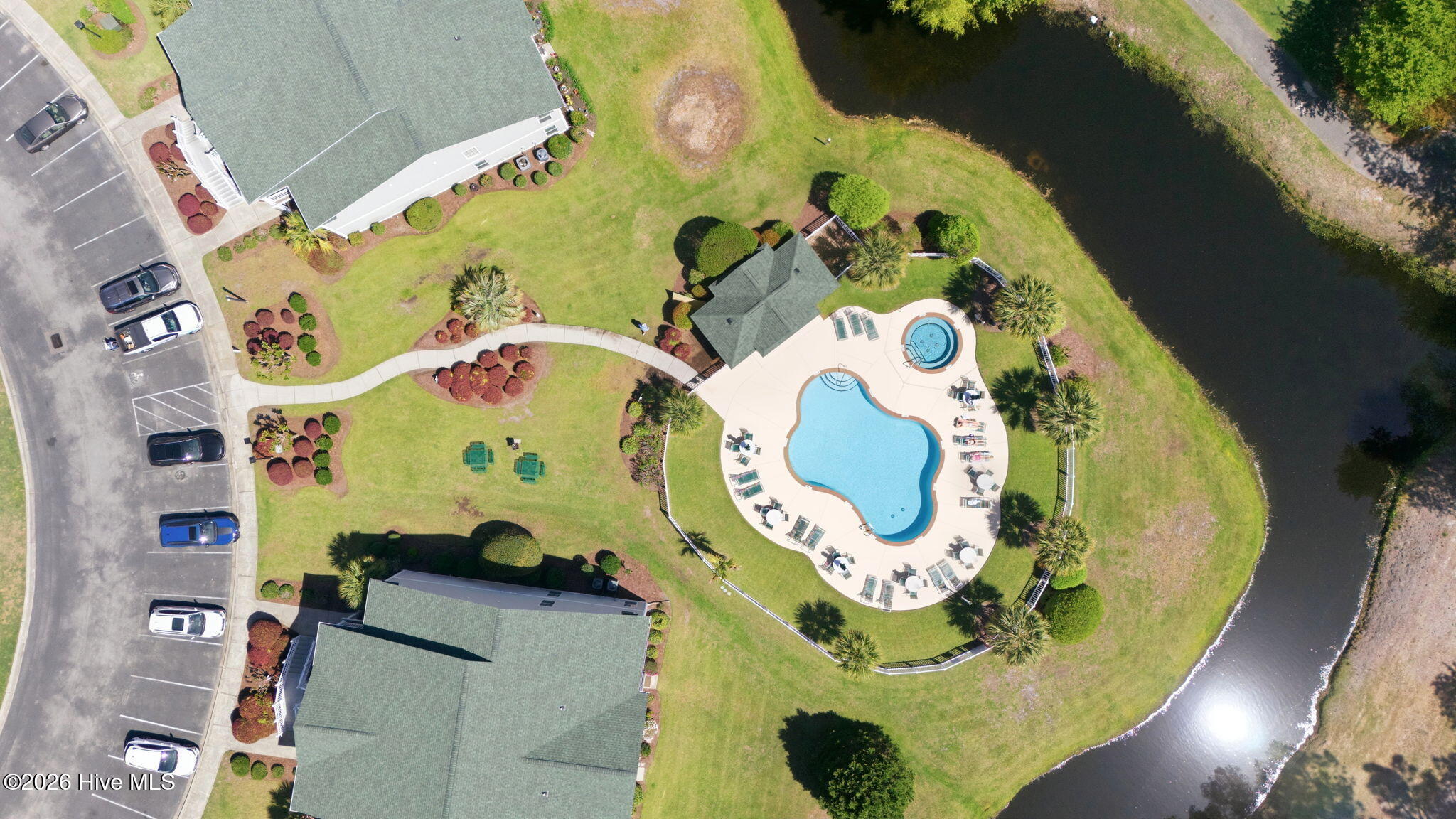 100567159 | Photo 27