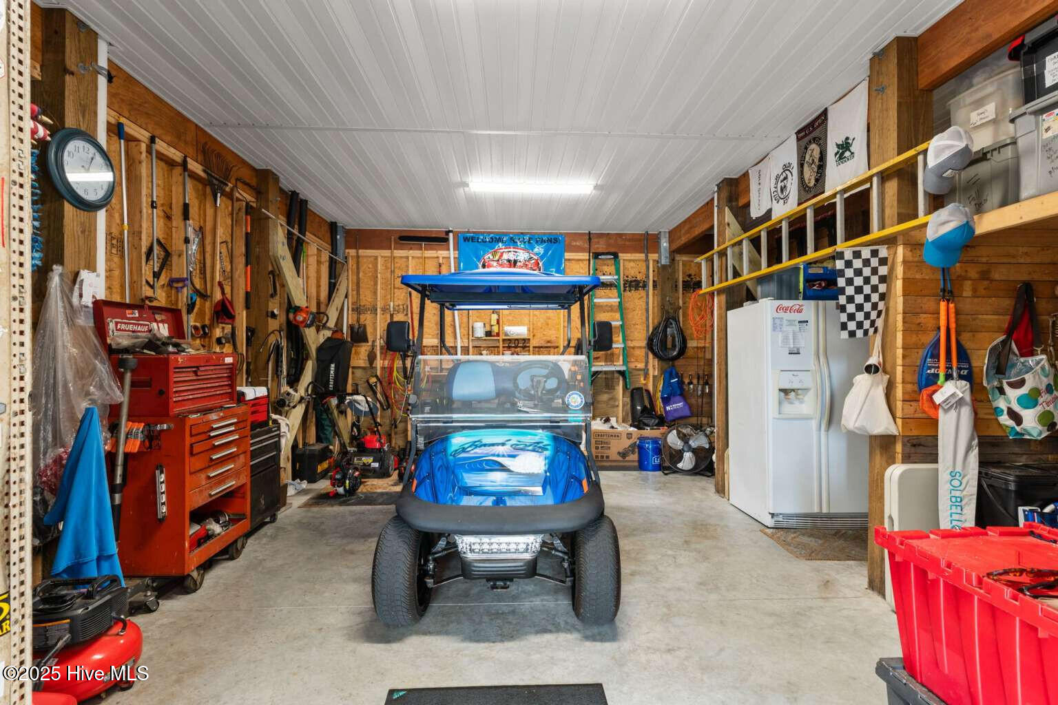 100530686 | Photo 18