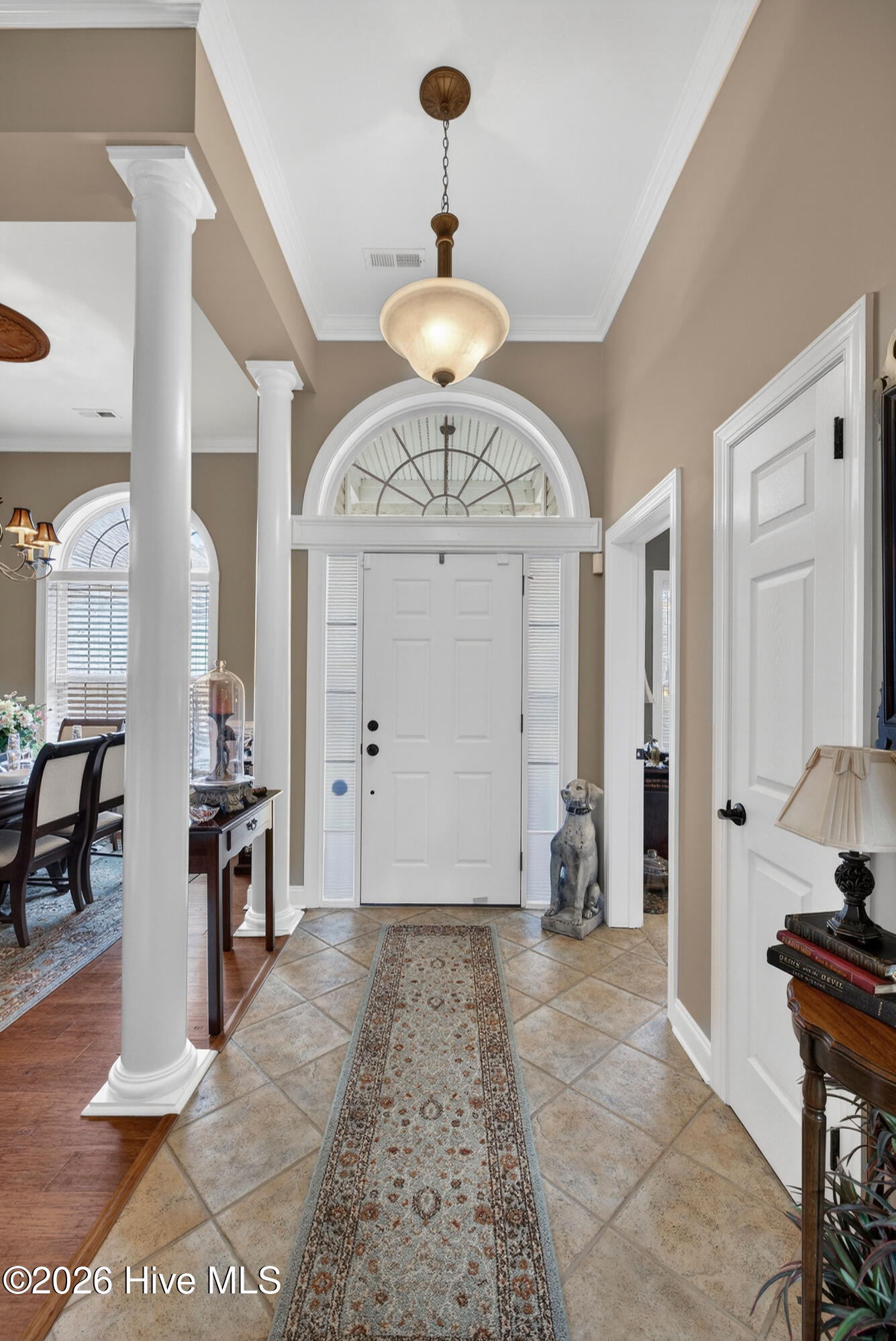 100558563 | Photo 23