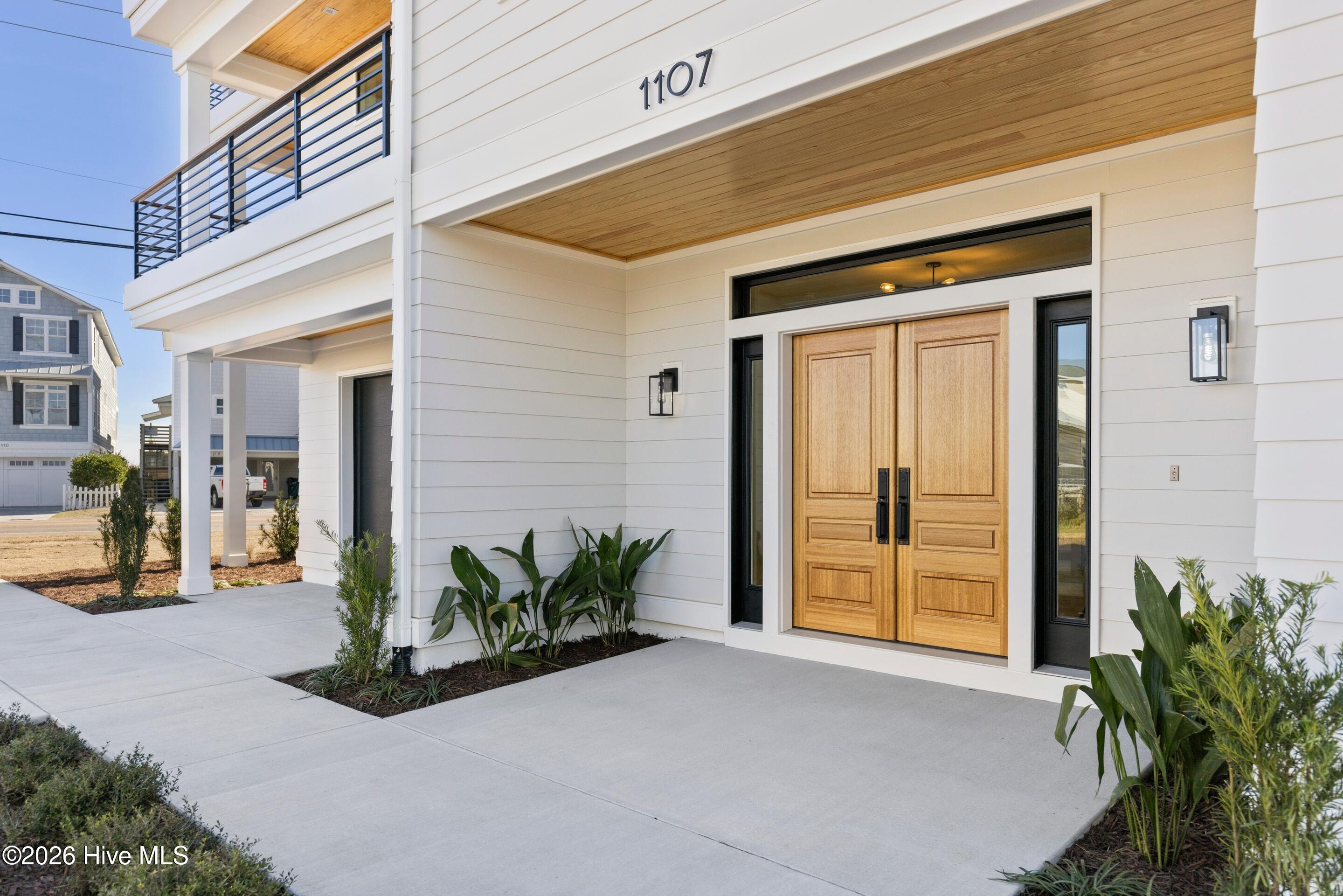 100545146 | Photo 75