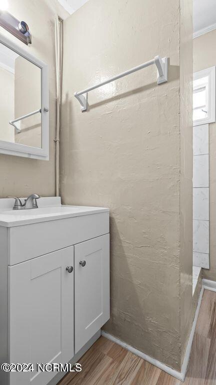 100560766 | Photo 16