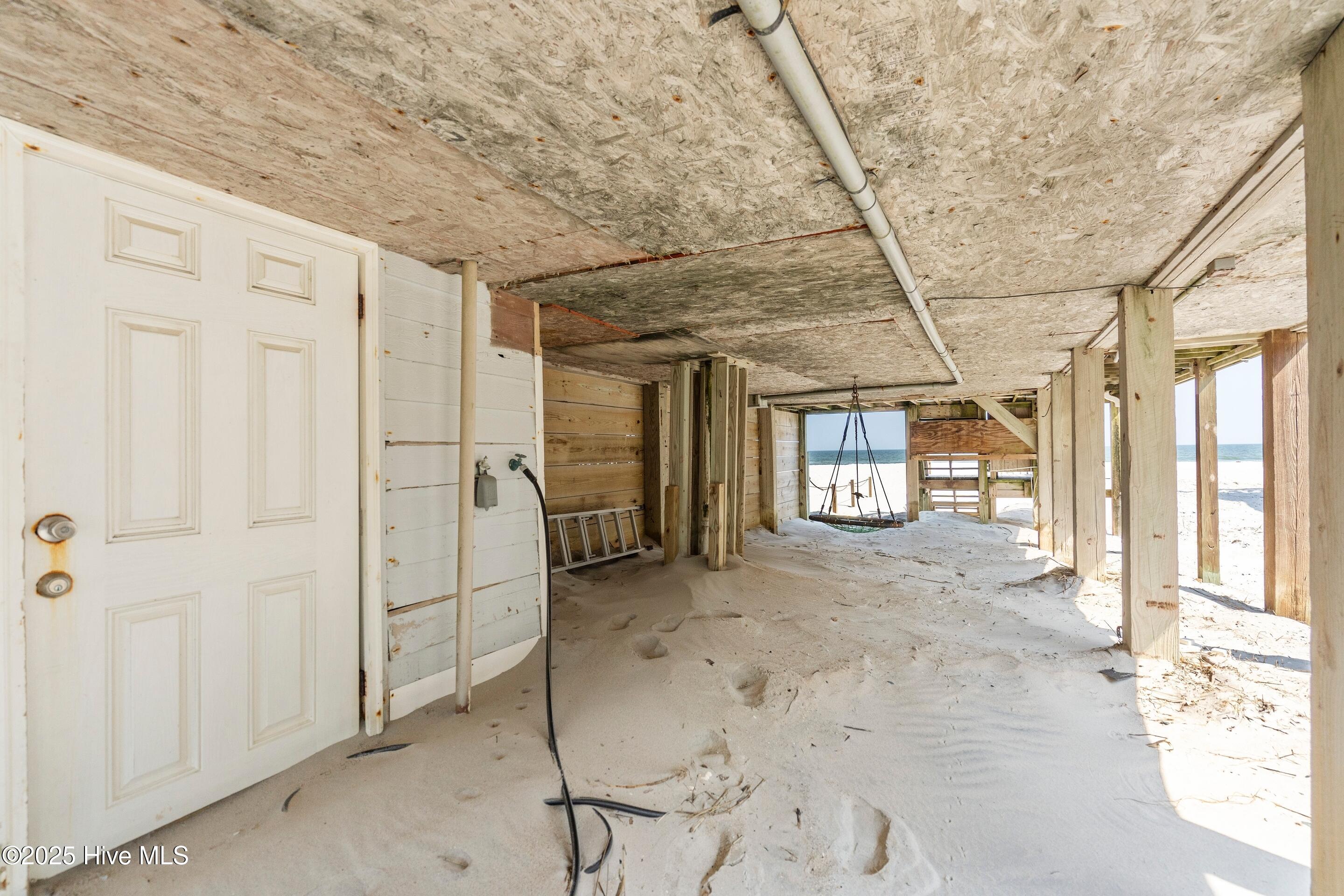 100514835 | Photo 59