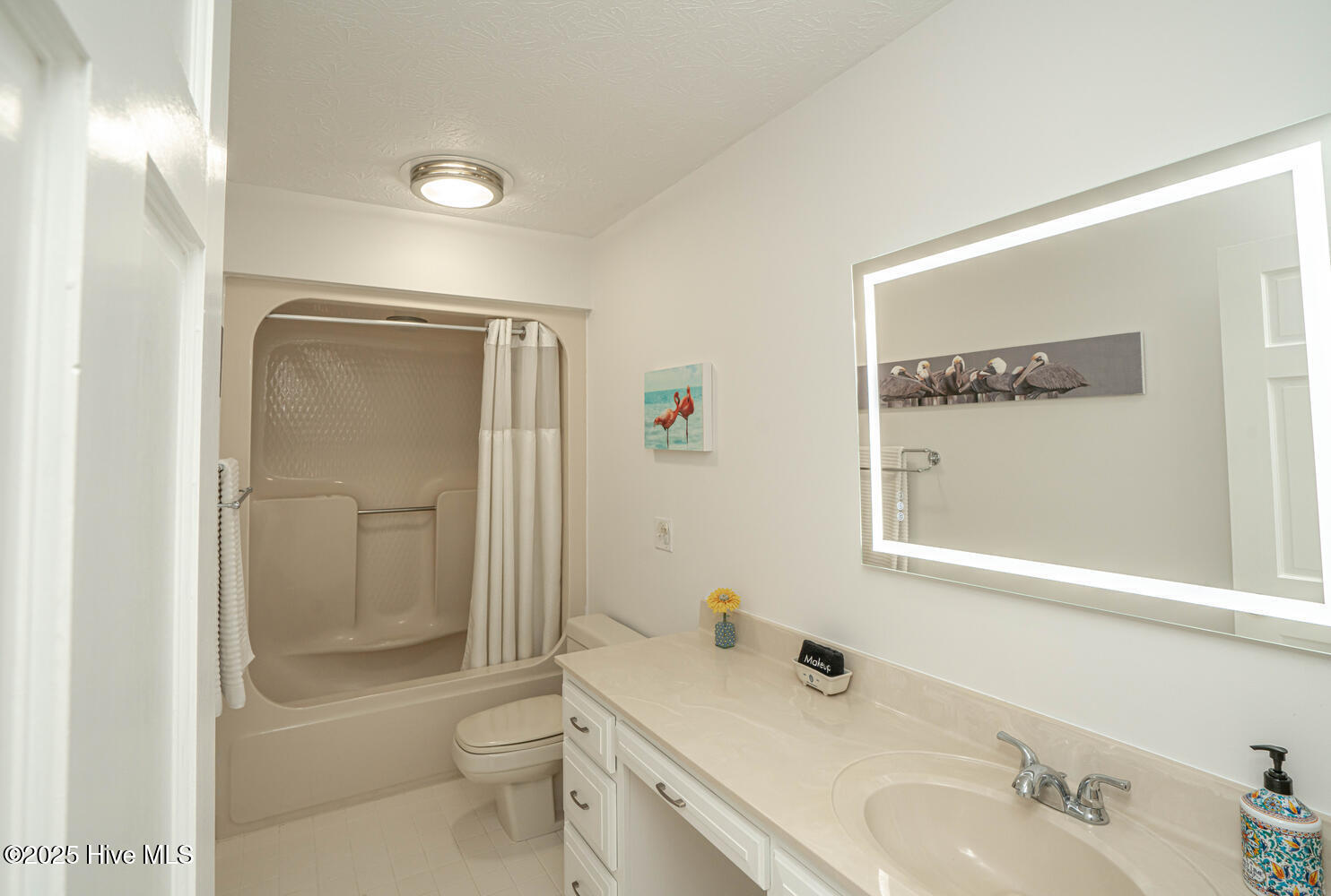 100524429 | Photo 50