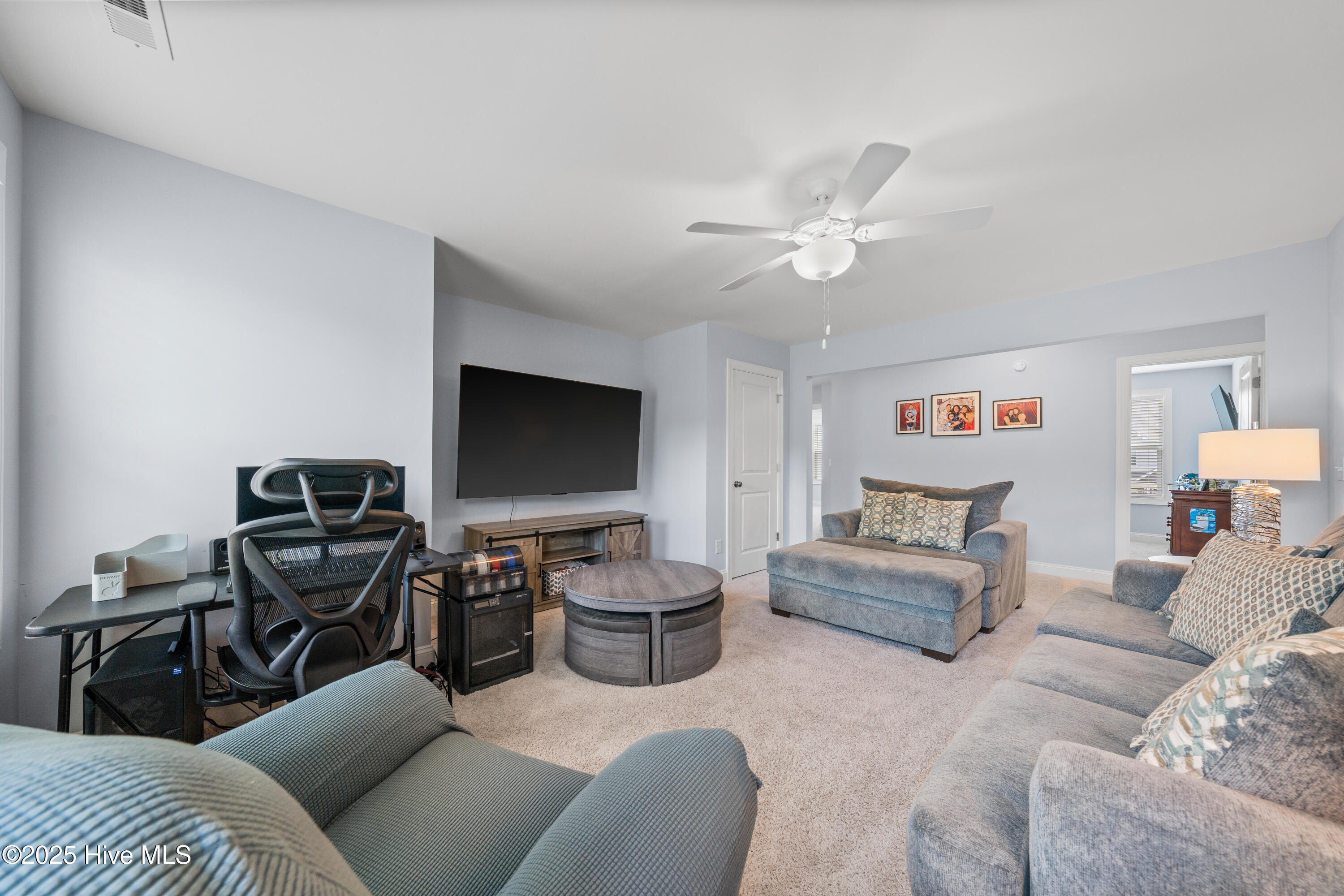 100512596 | Photo 33