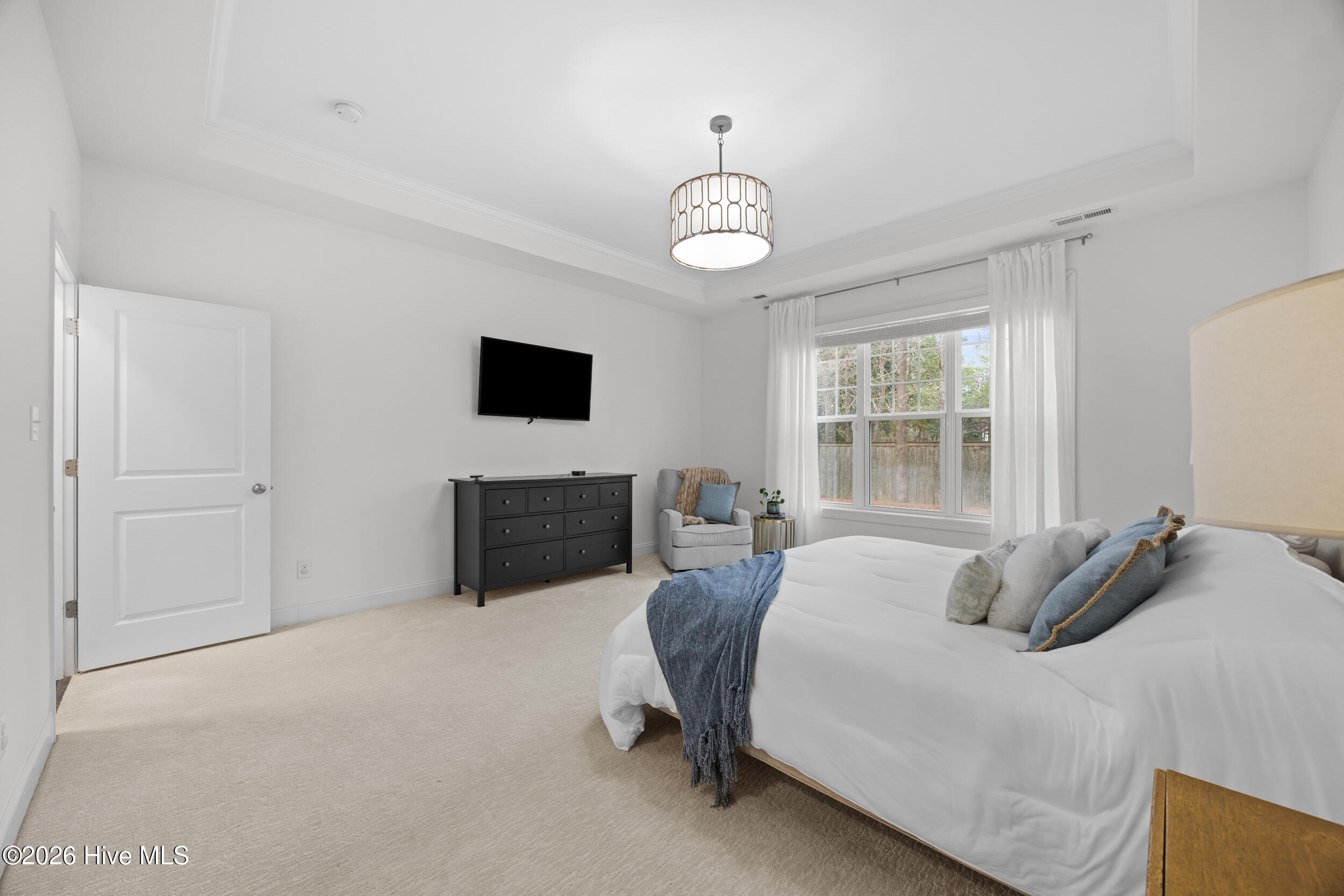 100554590 | Photo 19