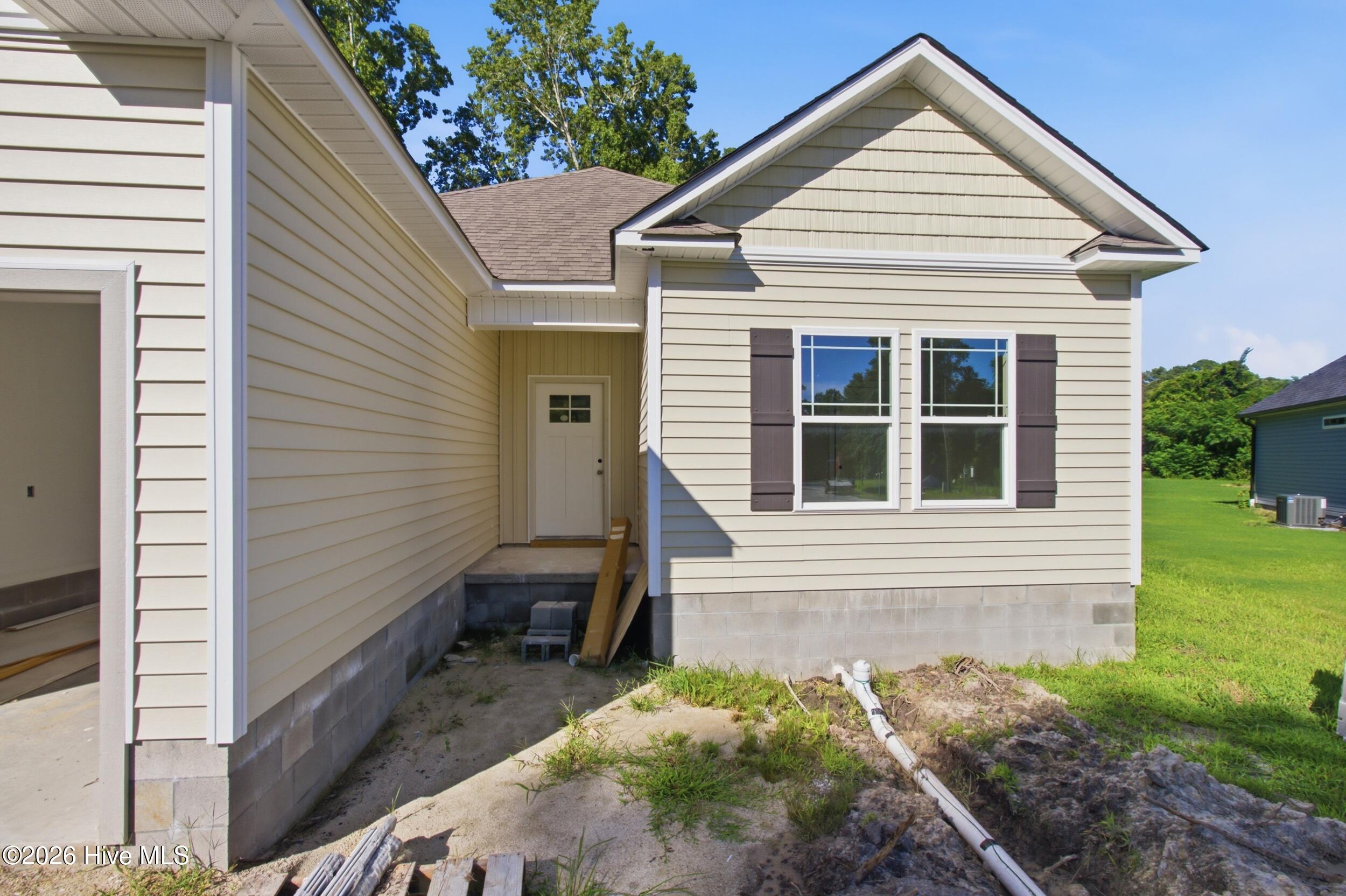 310 Camp Creek Drive,Oriental